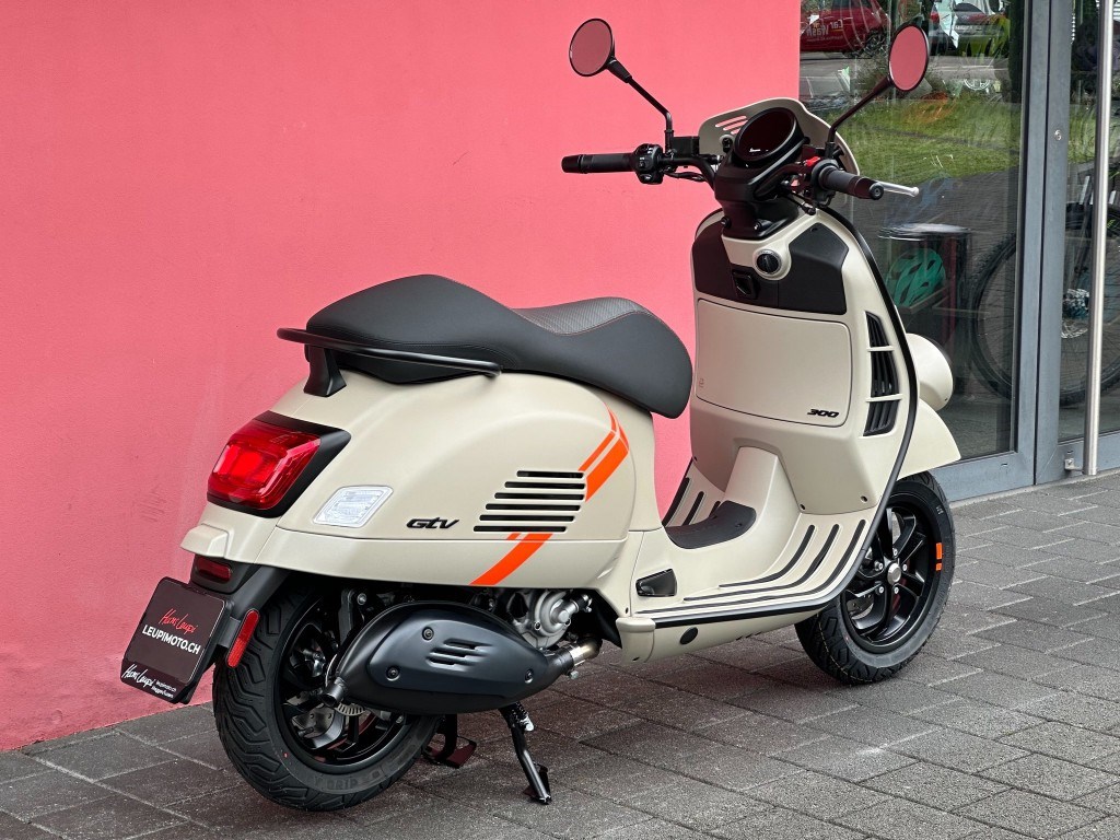 PIAGGIO Vespa GTV 300-image-11