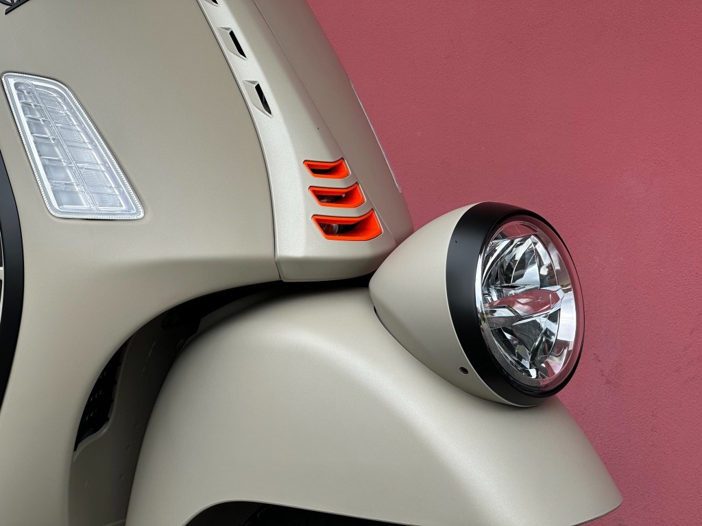 PIAGGIO Vespa GTV 300-image-15