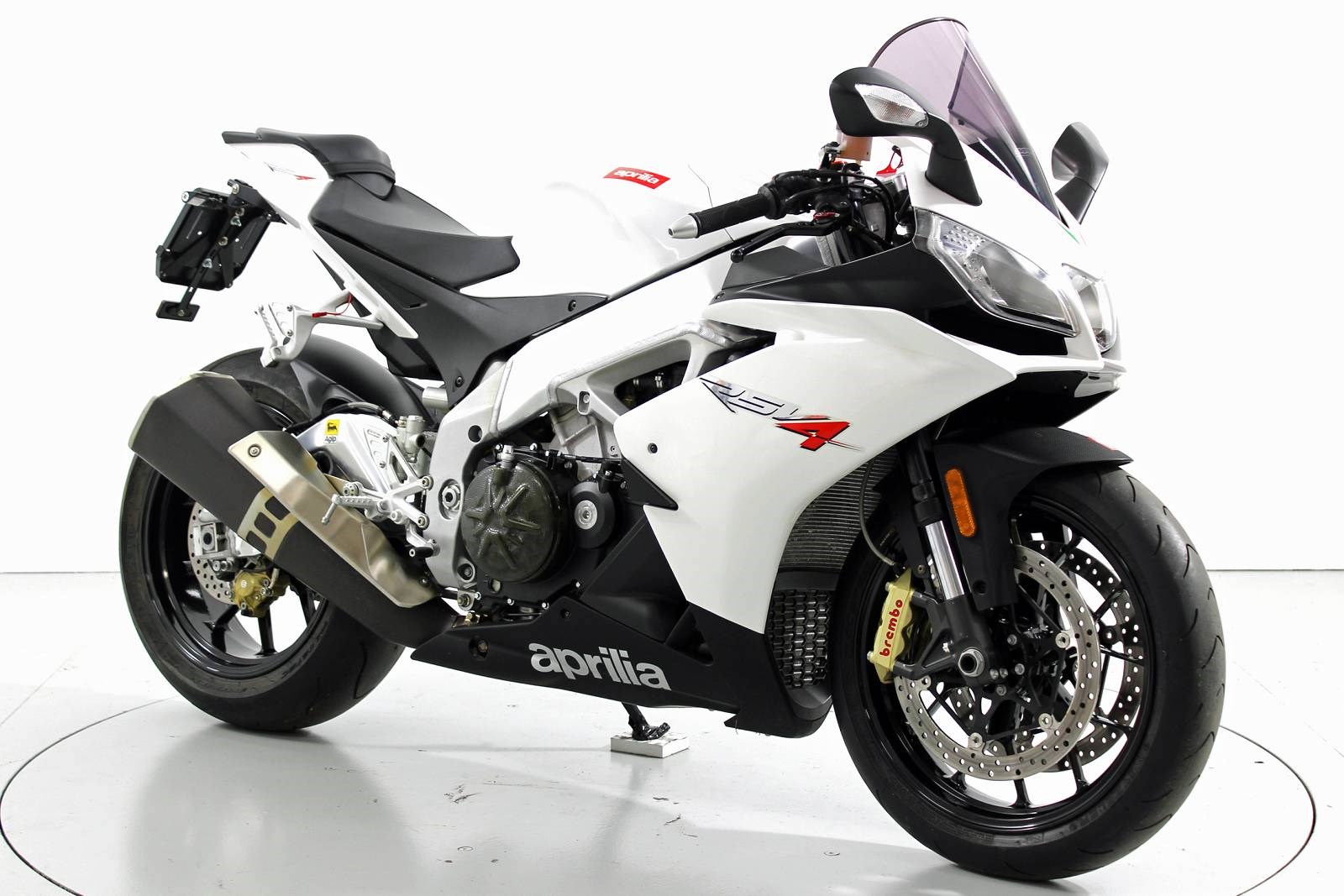 APRILIA RSV4-image-1