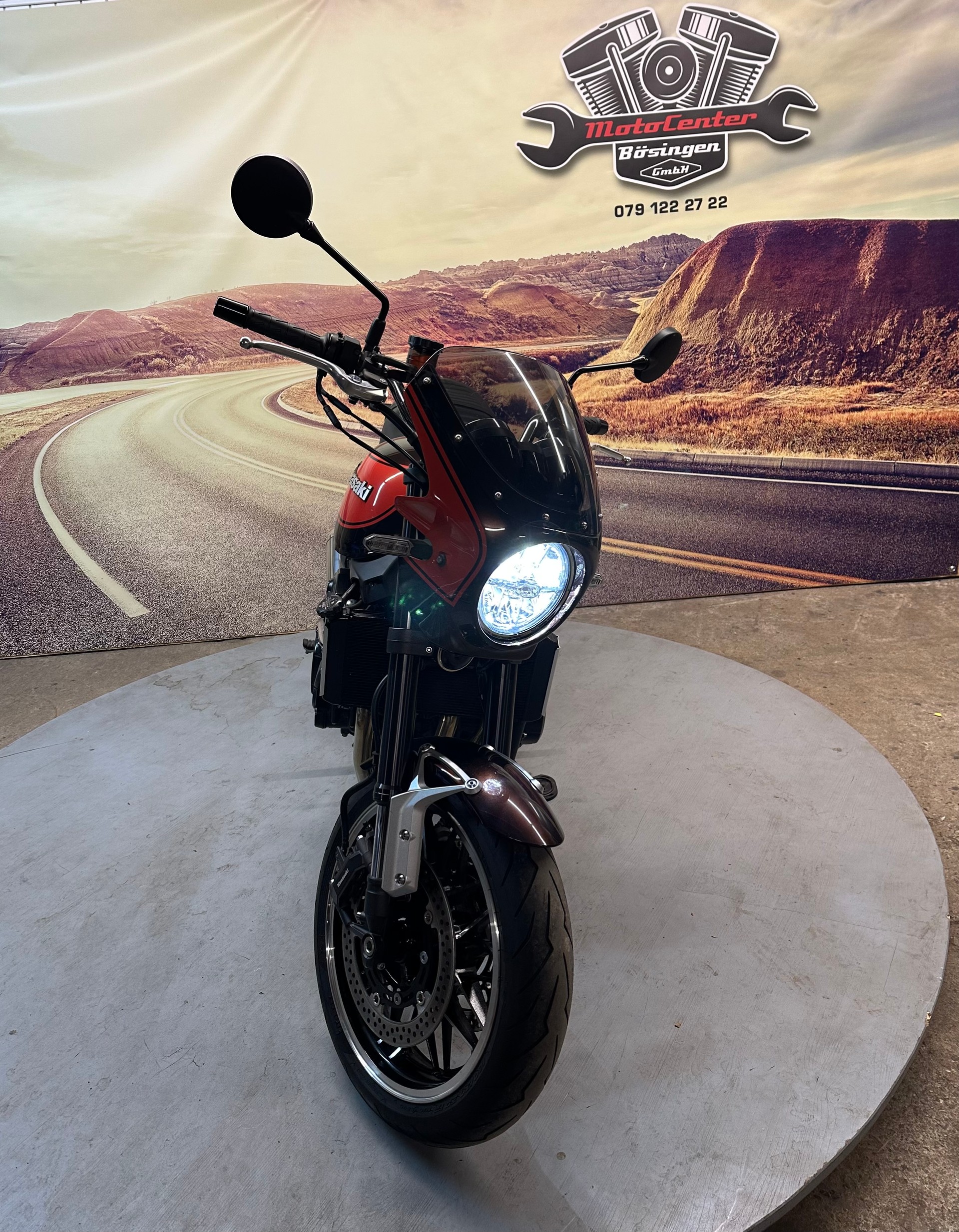 KAWASAKI Z 900 RS-image-1