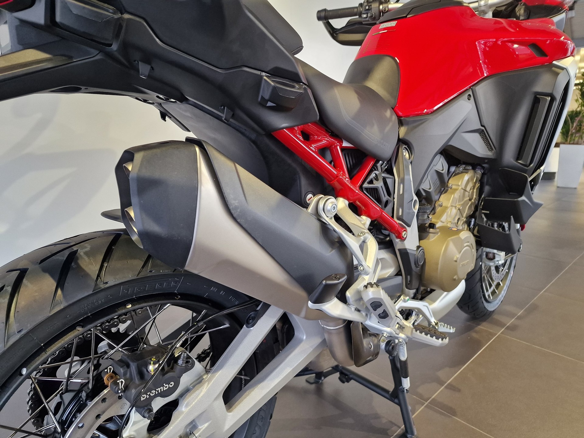 DUCATI Multistrada V4 S Travel & Radar Speichen Felgen-image-3