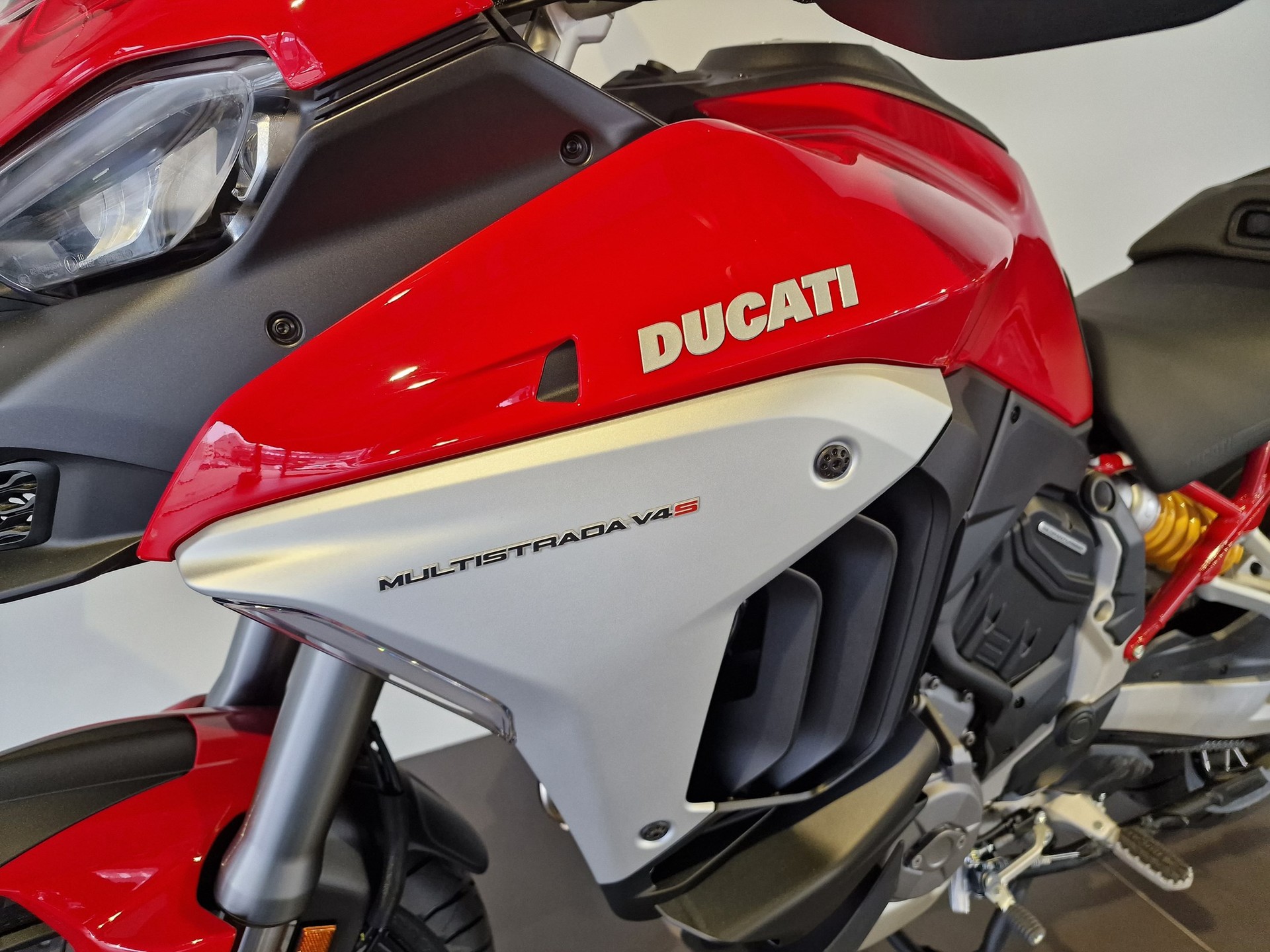 DUCATI Multistrada V4 S Travel & Radar Speichen Felgen-image-4