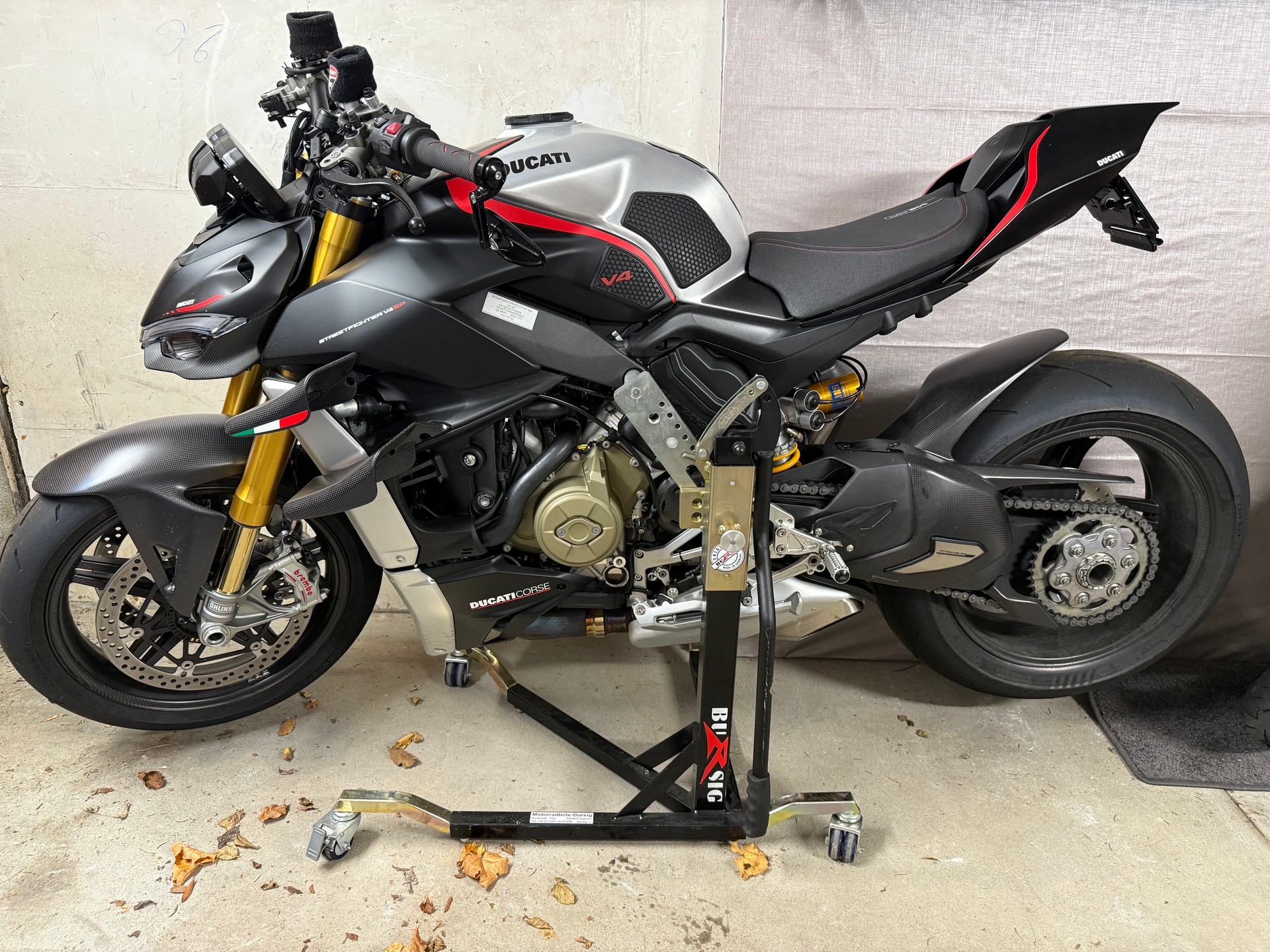 DUCATI Streetfighter V4 SP-image-4
