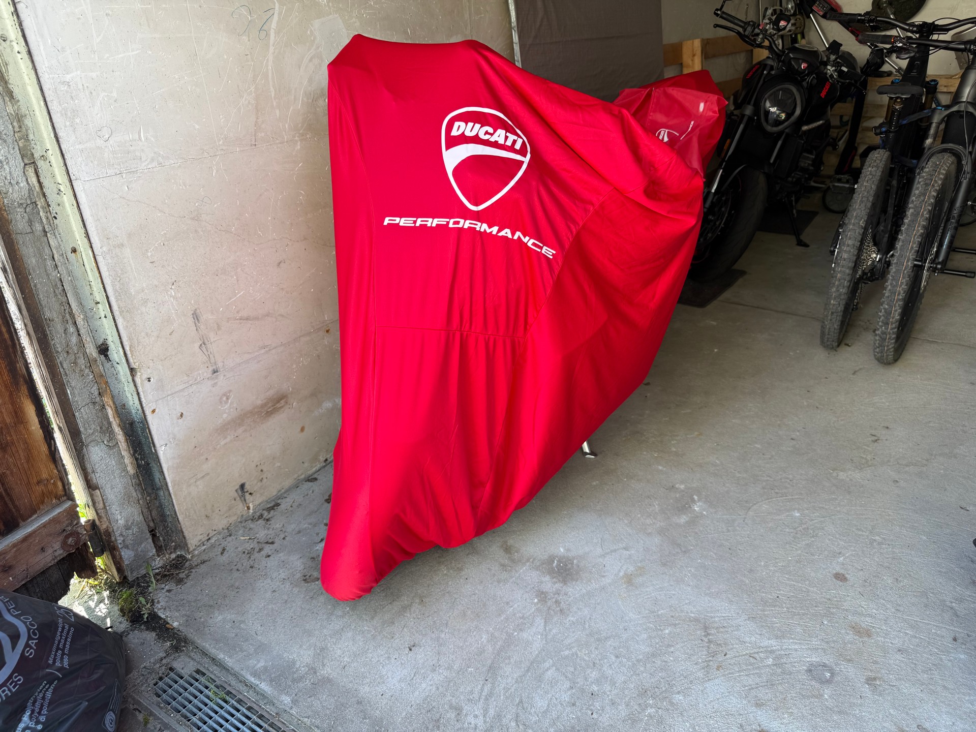 DUCATI Streetfighter V4 SP-image-14