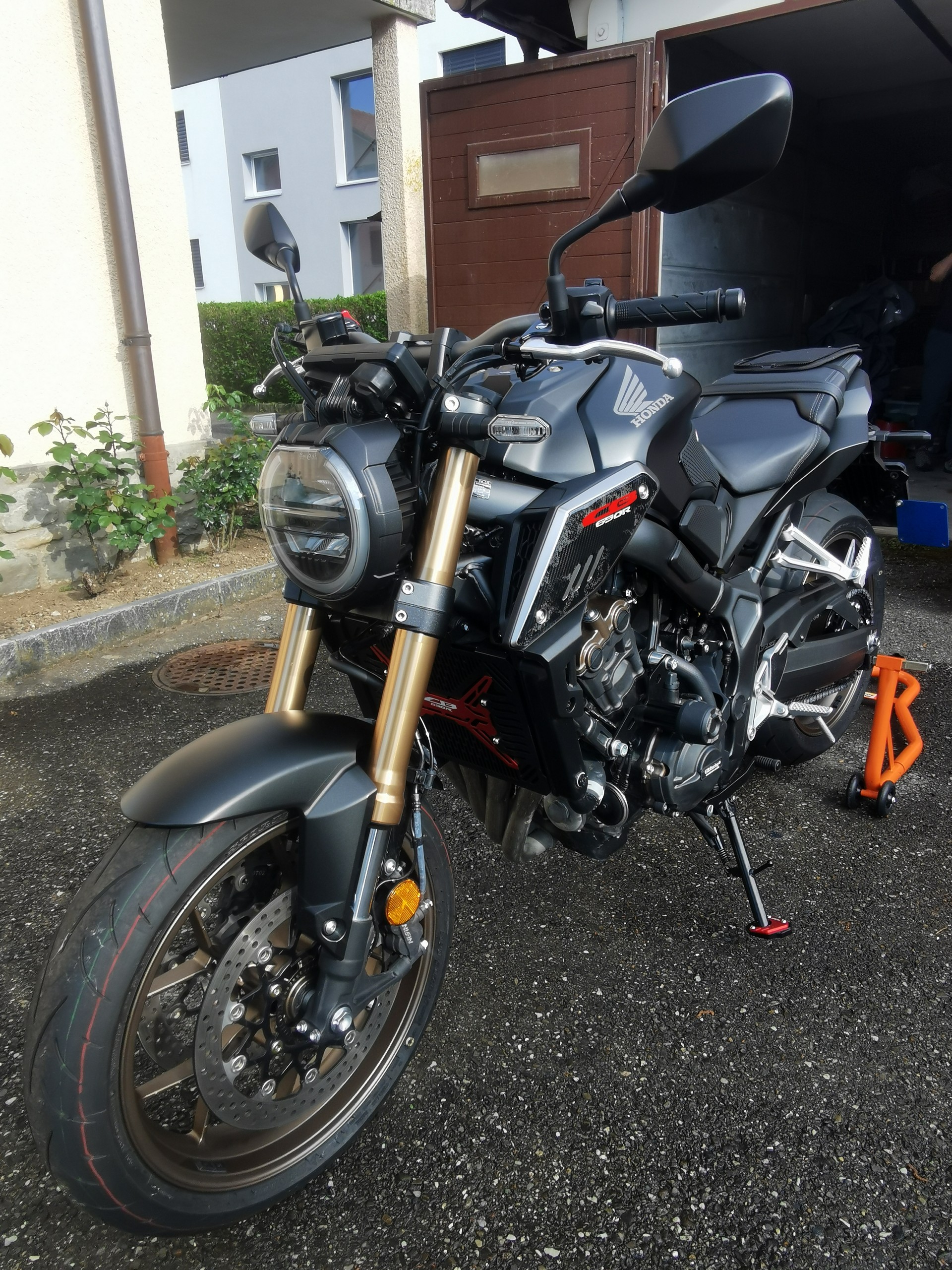 HONDA CB 650 R-image-3