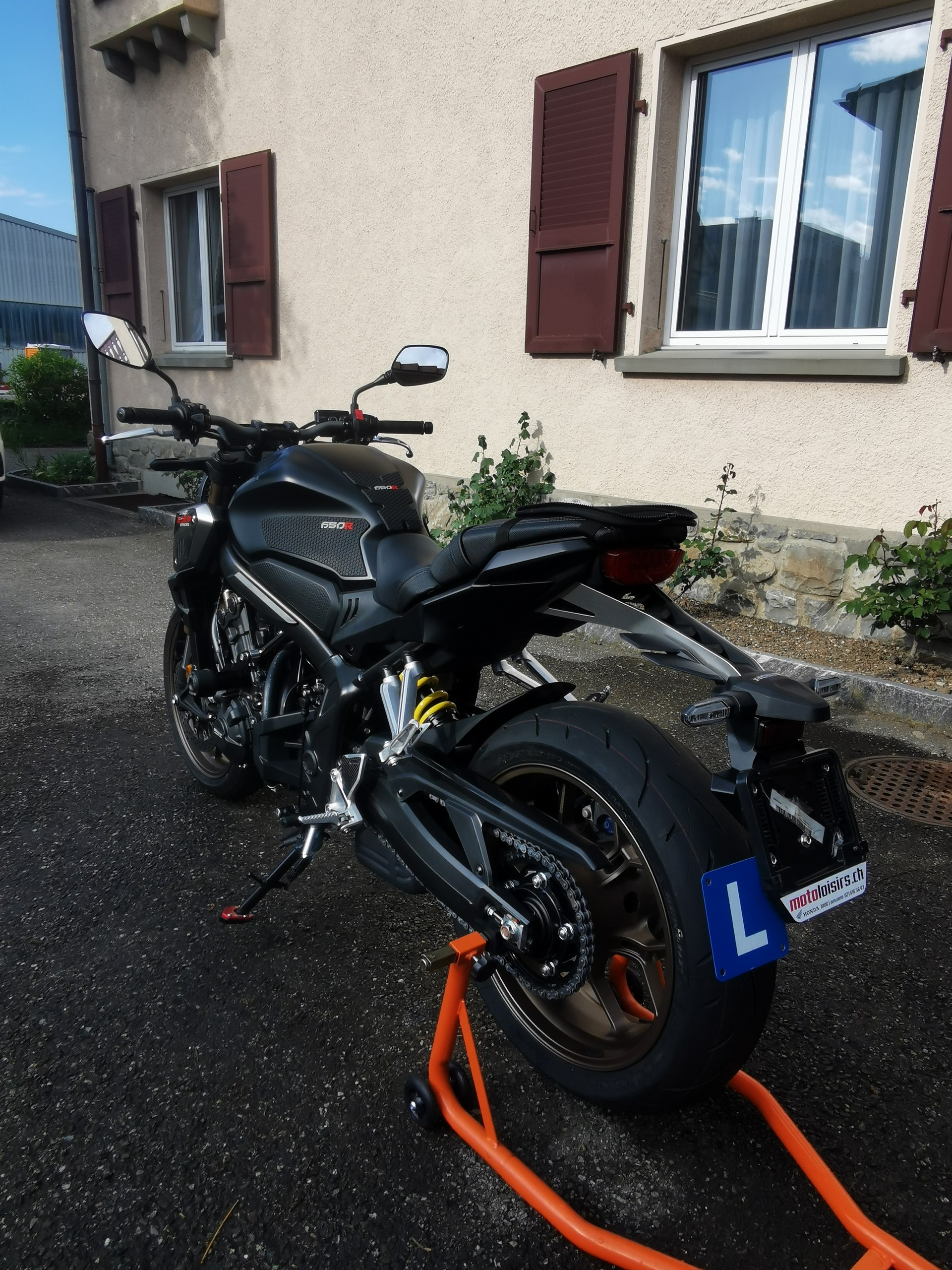 HONDA CB 650 R-image-6