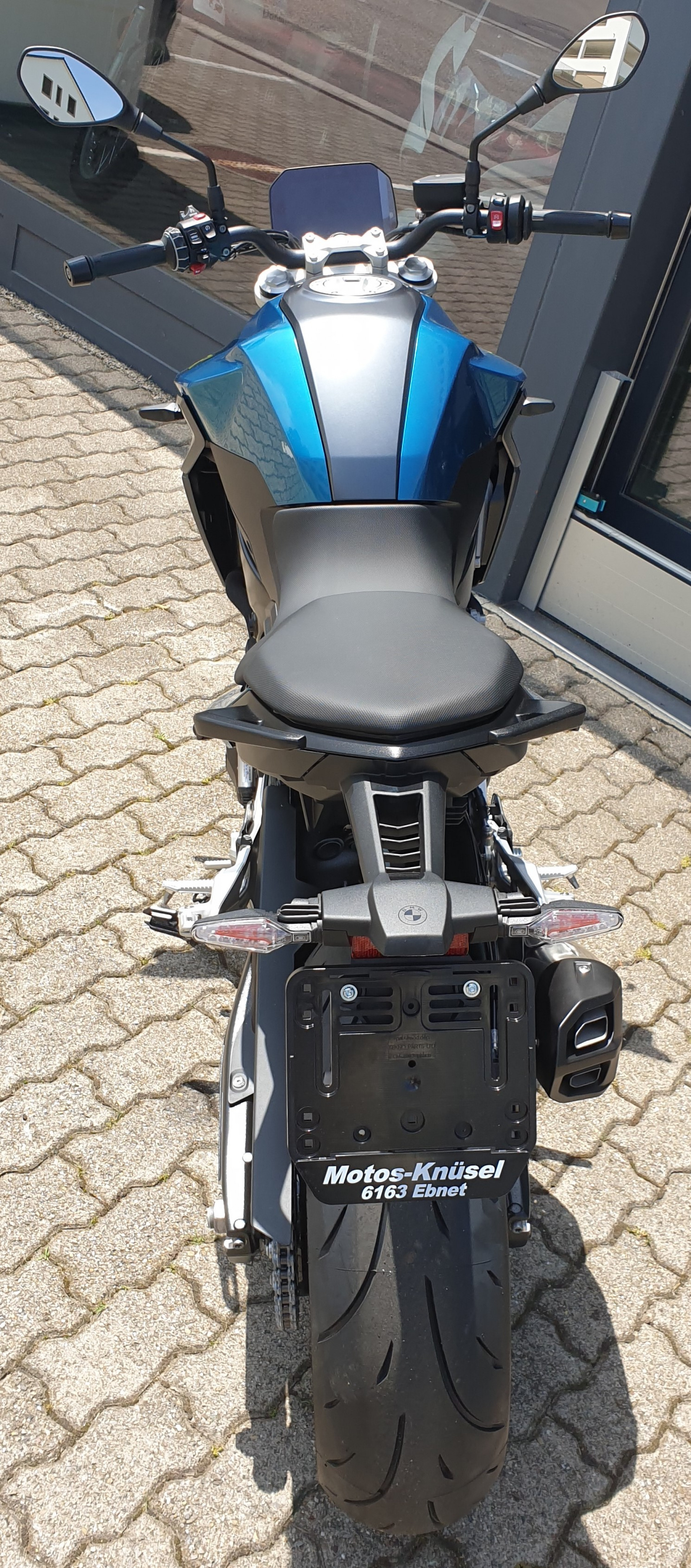 BMW F 900 R A2-showroom-element-3