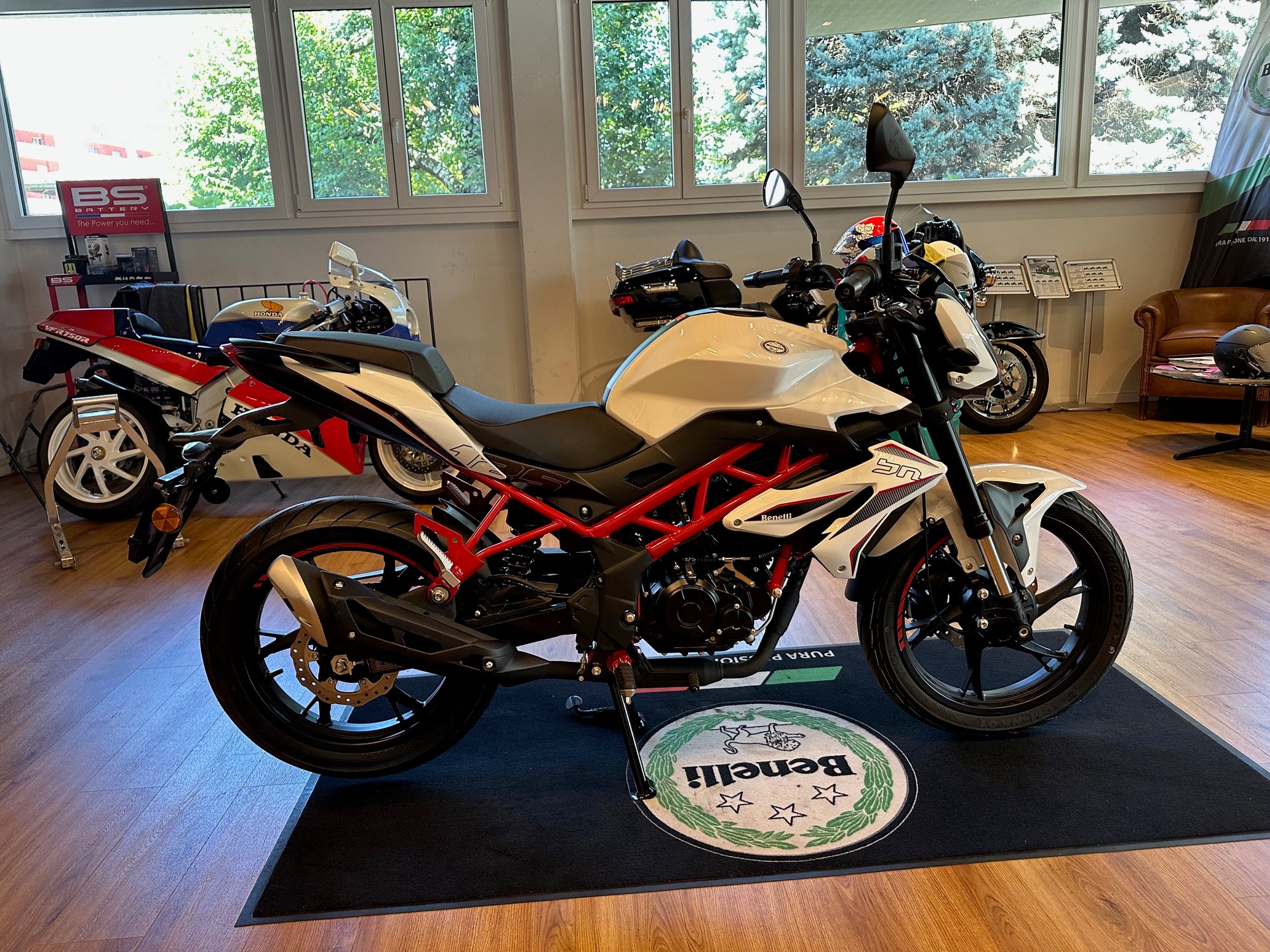 BENELLI BN 125-image-1