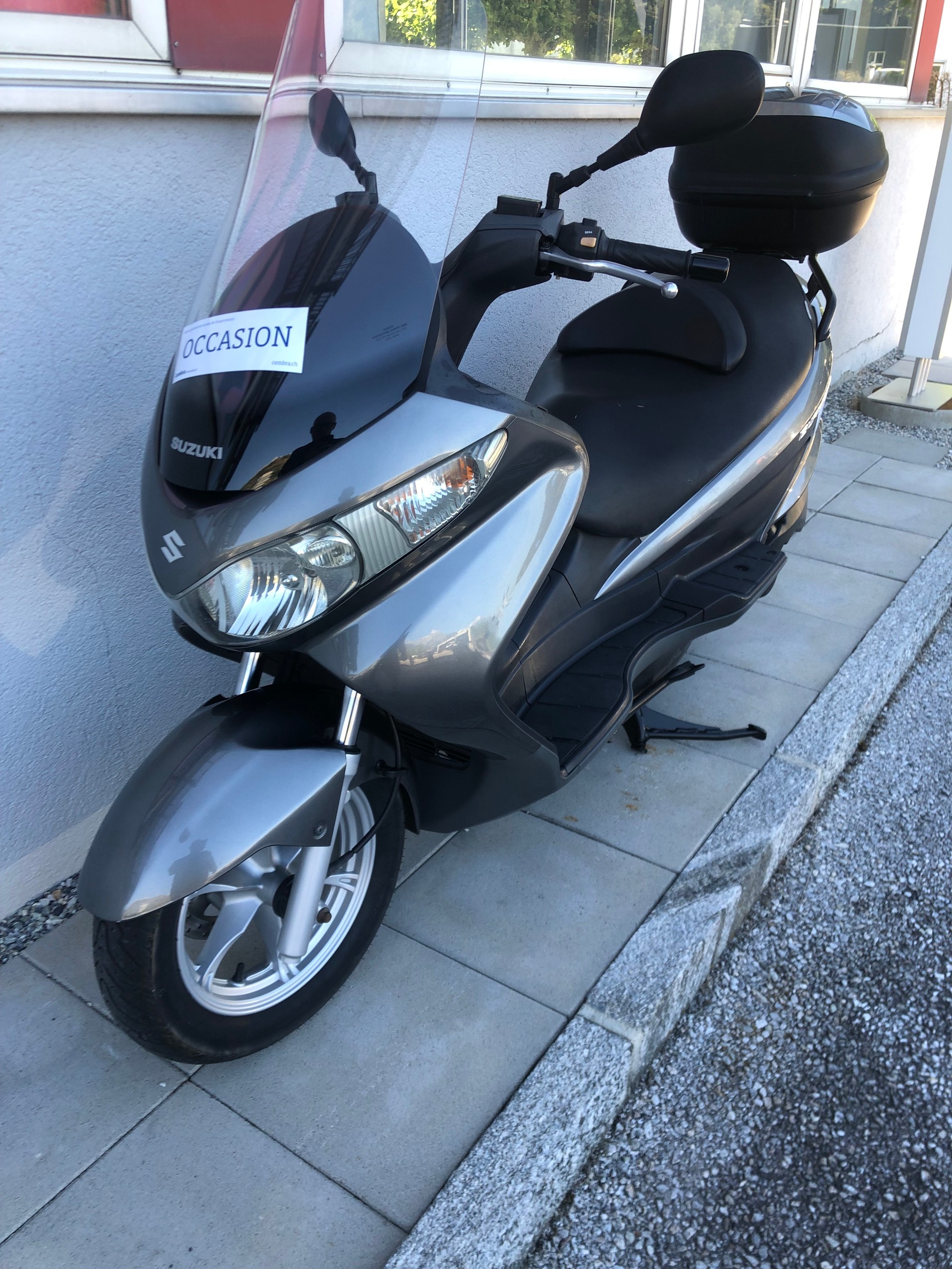 SUZUKI UH 125 Burgman-image-0