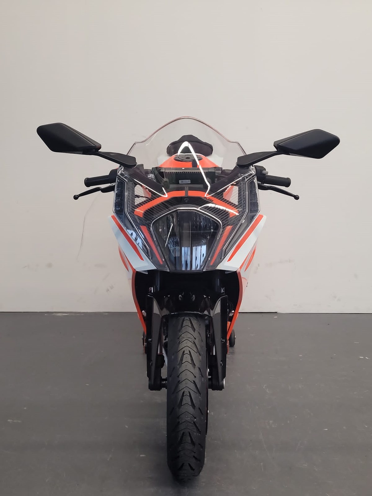 KTM RC 125-showroom-element-2