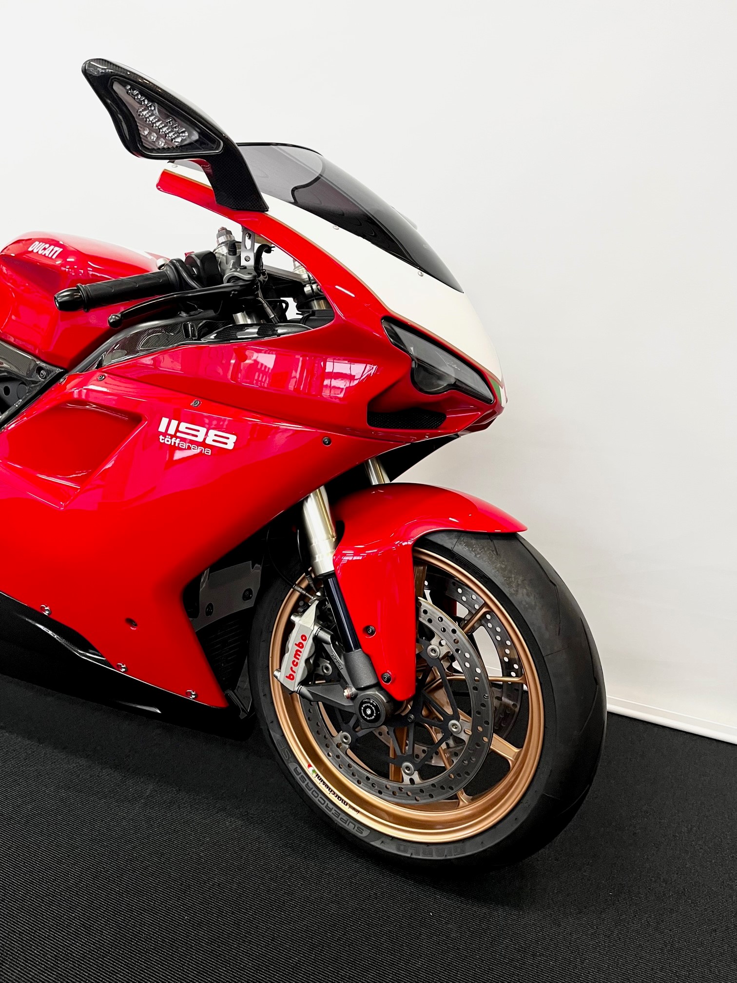 DUCATI 1198-image-2