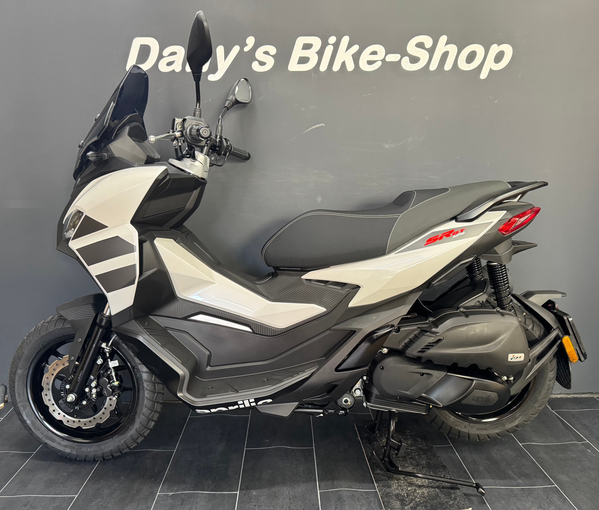 APRILIA SR 125 GT ABS E5+-image-0