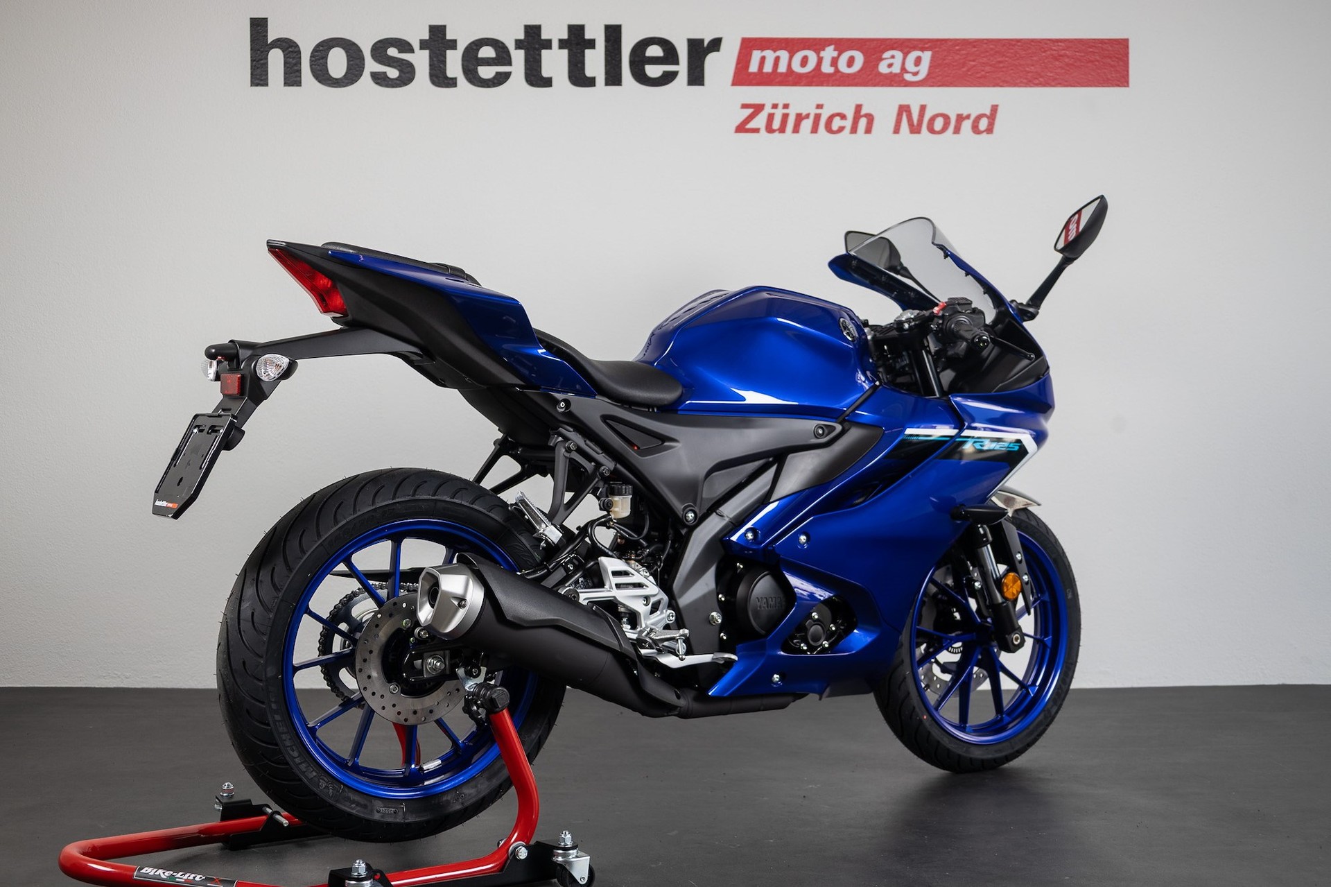 YAMAHA YZF-R 125-showroom-element-2