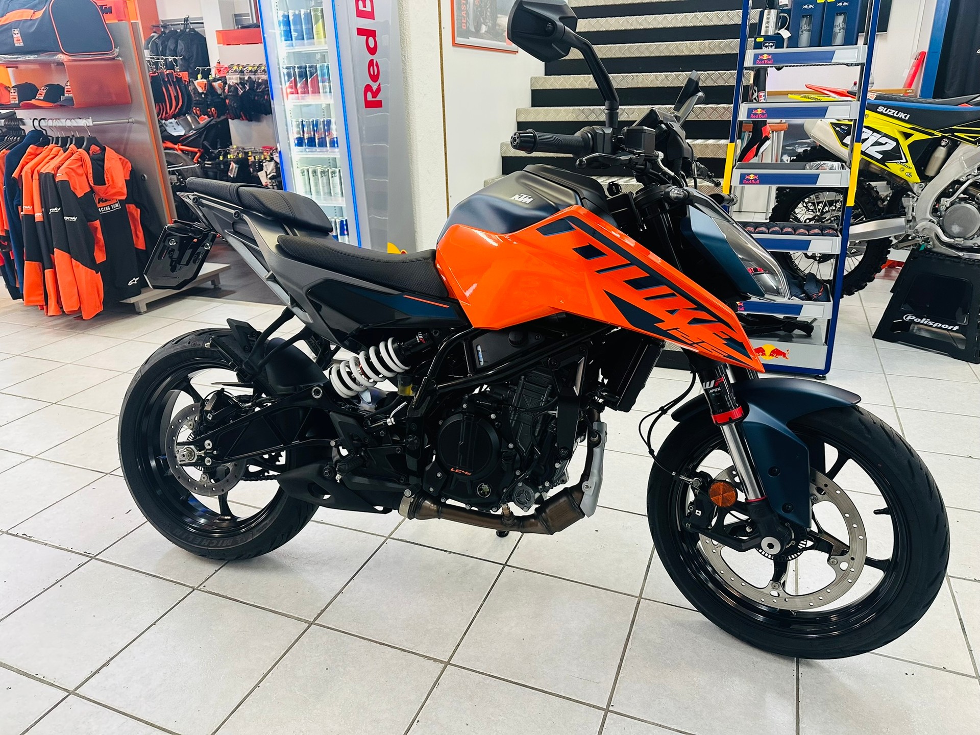 KTM 125 Duke 2024