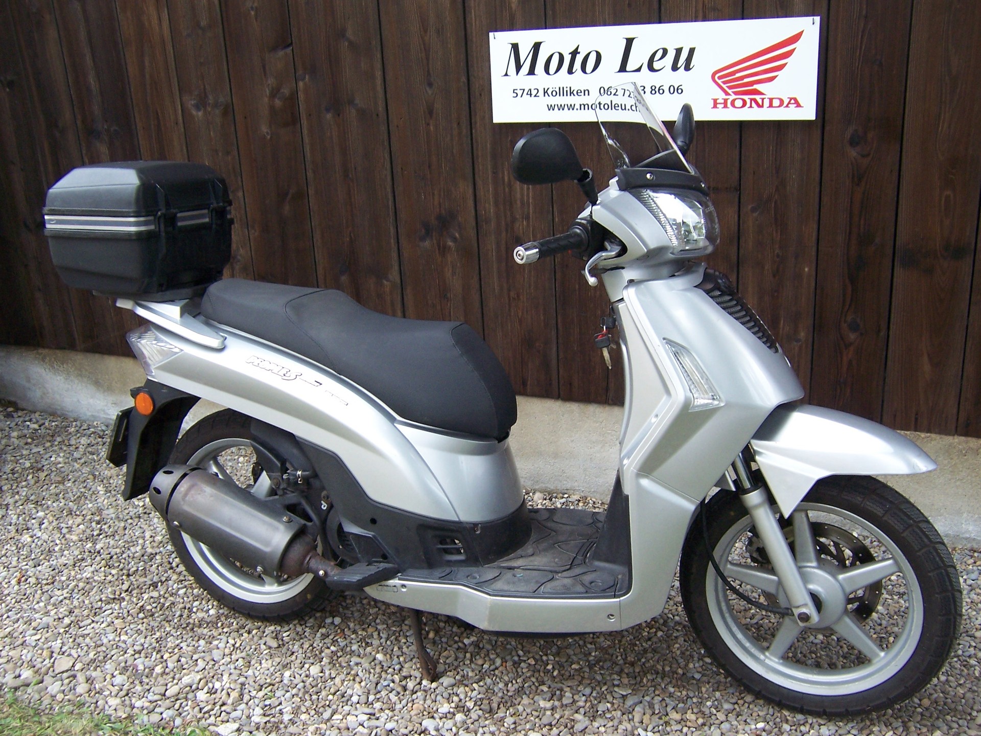 KYMCO People S 50-showroom-element-1