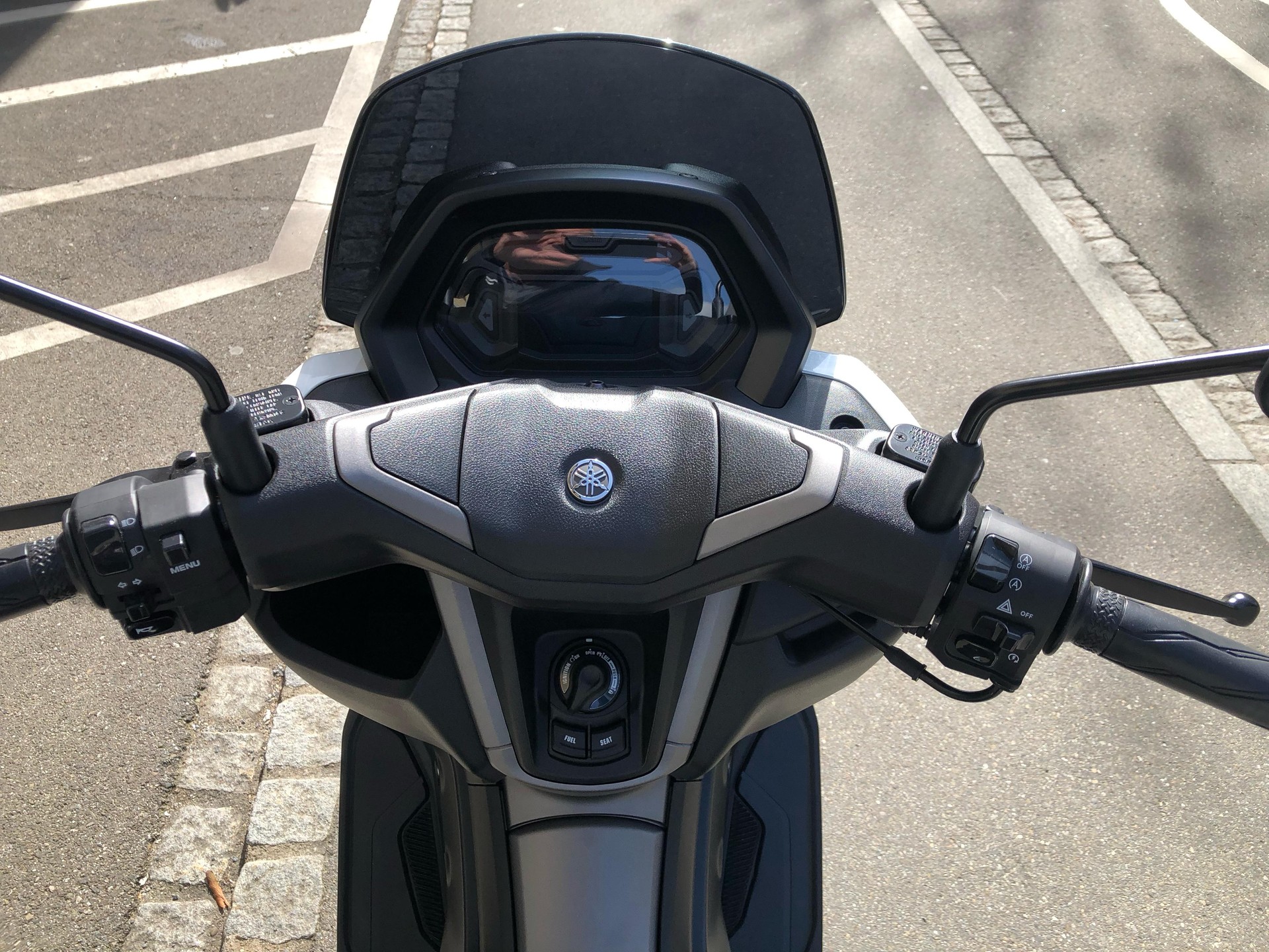YAMAHA N-Max 125 ABS - 2025er Modell-showroom-element-2