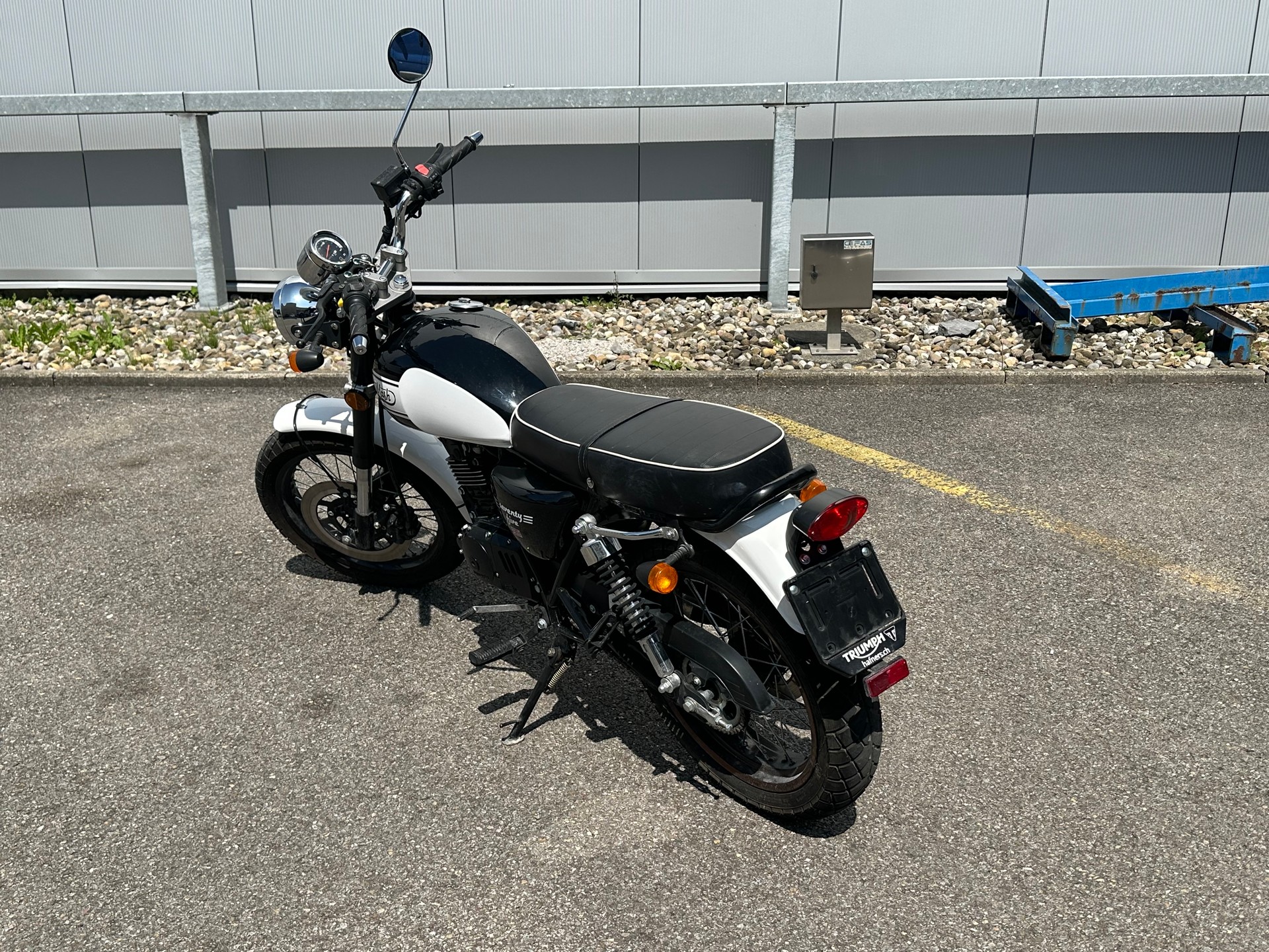 MASH 125 Seventy Five Classic-image-2