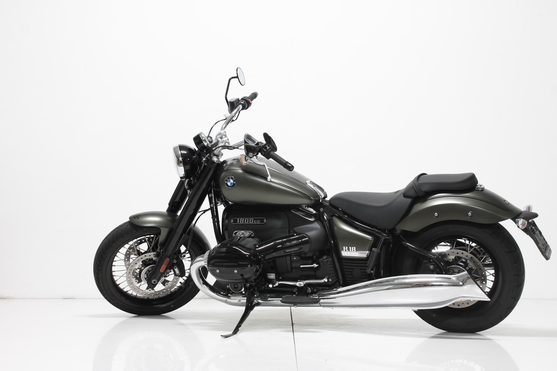 BMW R 18-showroom-element-2