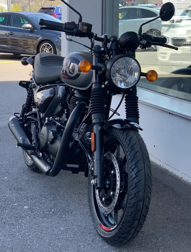 ROYAL ENFIELD Hntr 350 Dapper