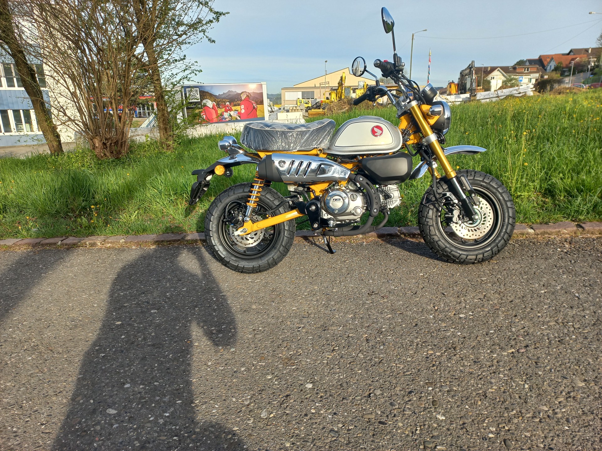 HONDA Z 125 Monkey-showroom-element-1