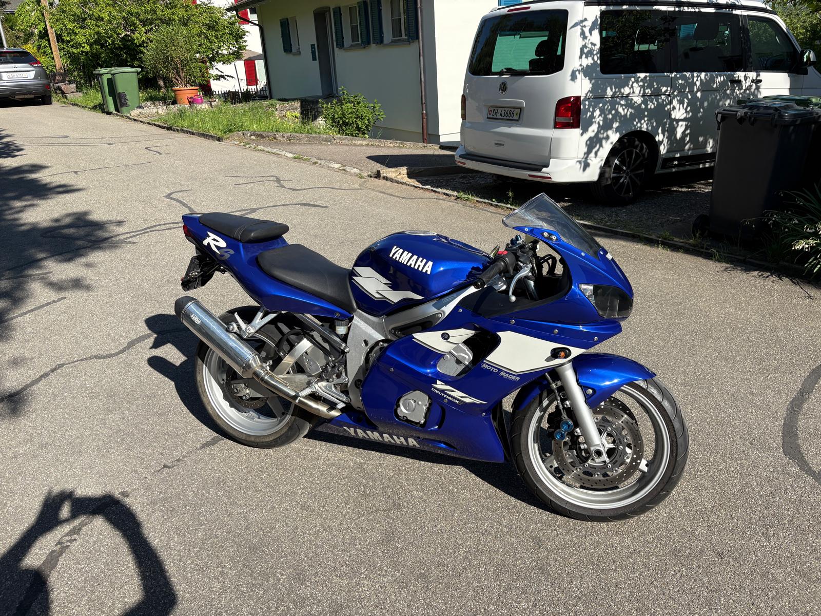 YAMAHA YZF-R6-image-2