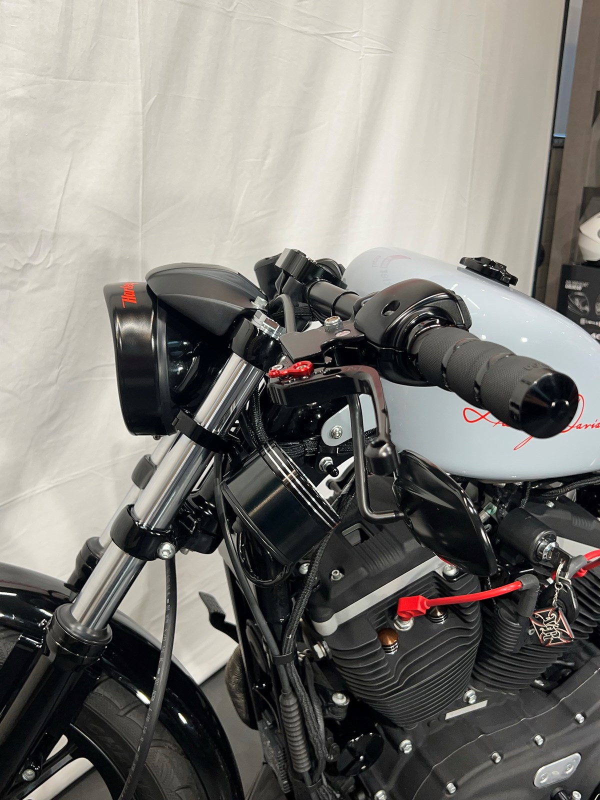 HARLEY-DAVIDSON Sportster Iron-image-11