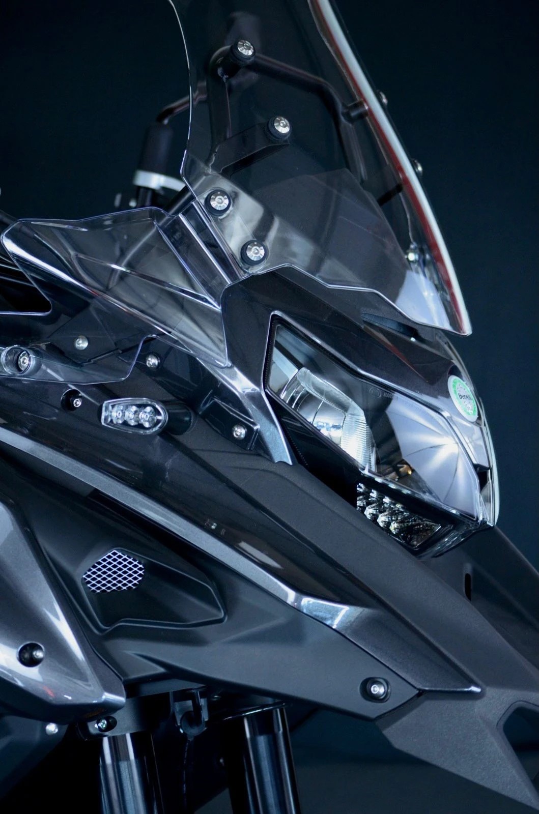 BENELLI TRK 502 X-showroom-element-3