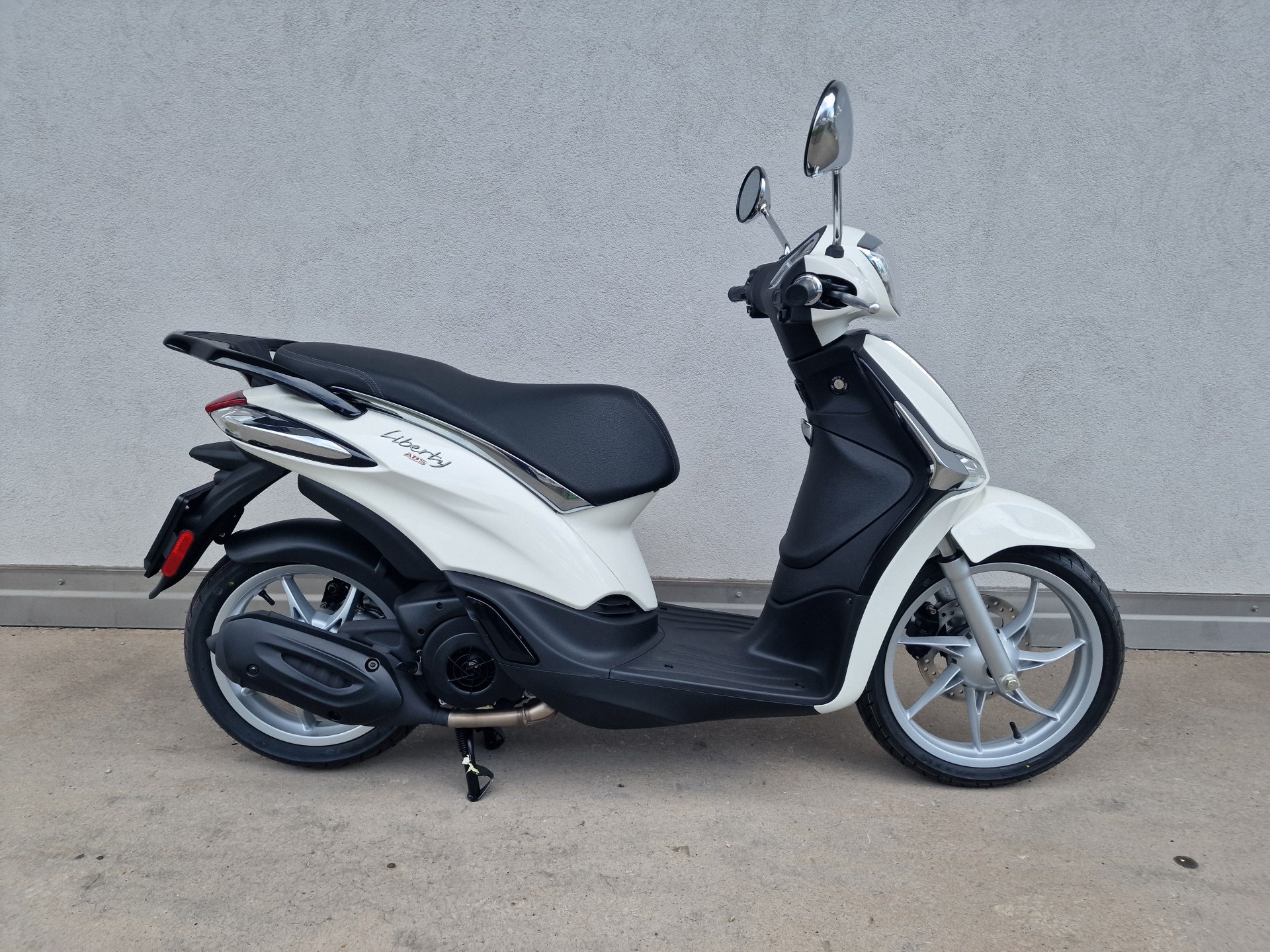 PIAGGIO Liberty 125-image-0