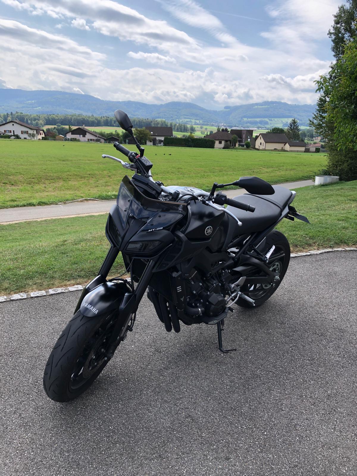 YAMAHA Tracer 900 ABS-showroom-element-3