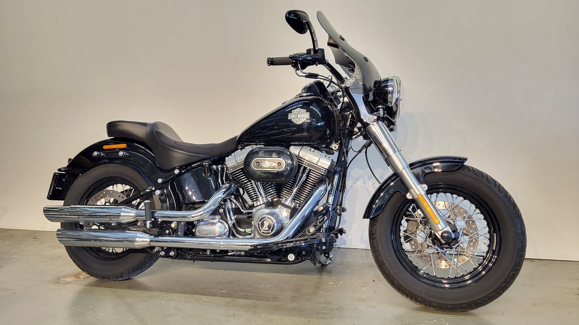 HARLEY-DAVIDSON FLS Softail Slim ABS-showroom-element-2