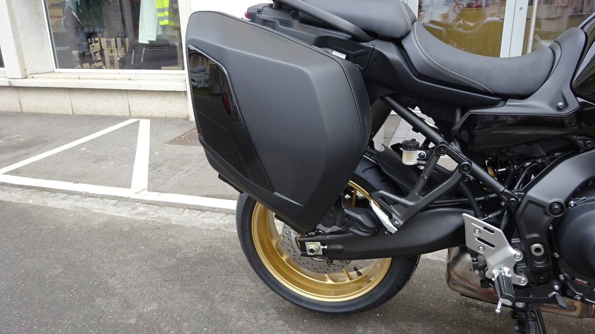 YAMAHA Tracer 9 GT-showroom-element-3