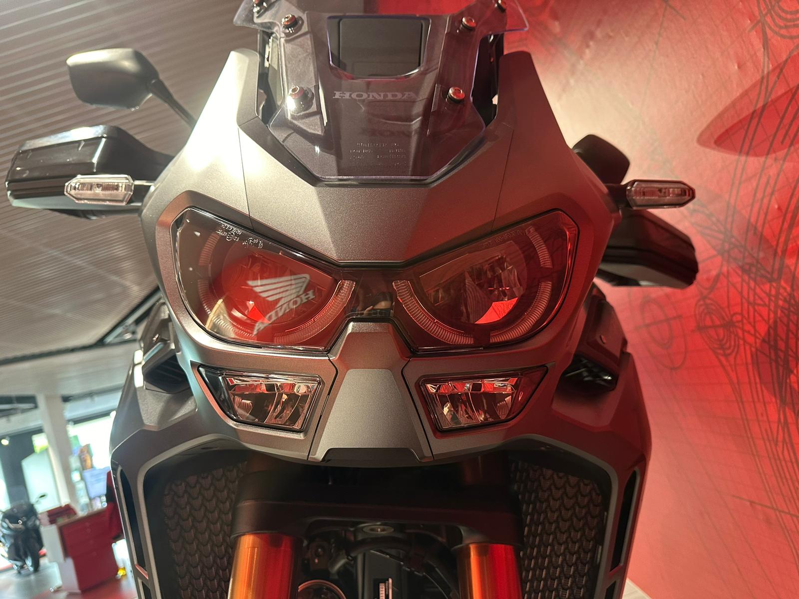 HONDA CRF 1100 Africa Twin Adventure-showroom-element-3