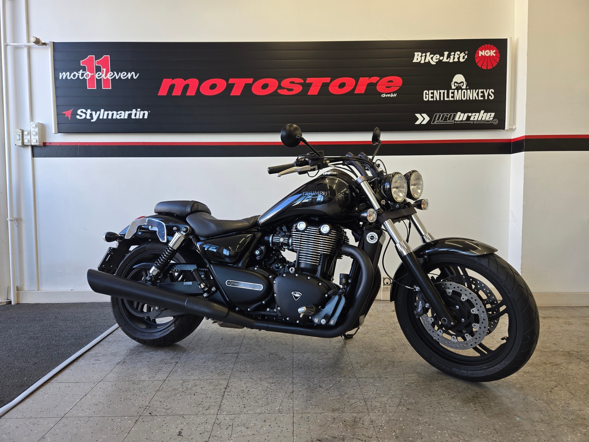 TRIUMPH Thunderb Nightstorm 1700 ABS