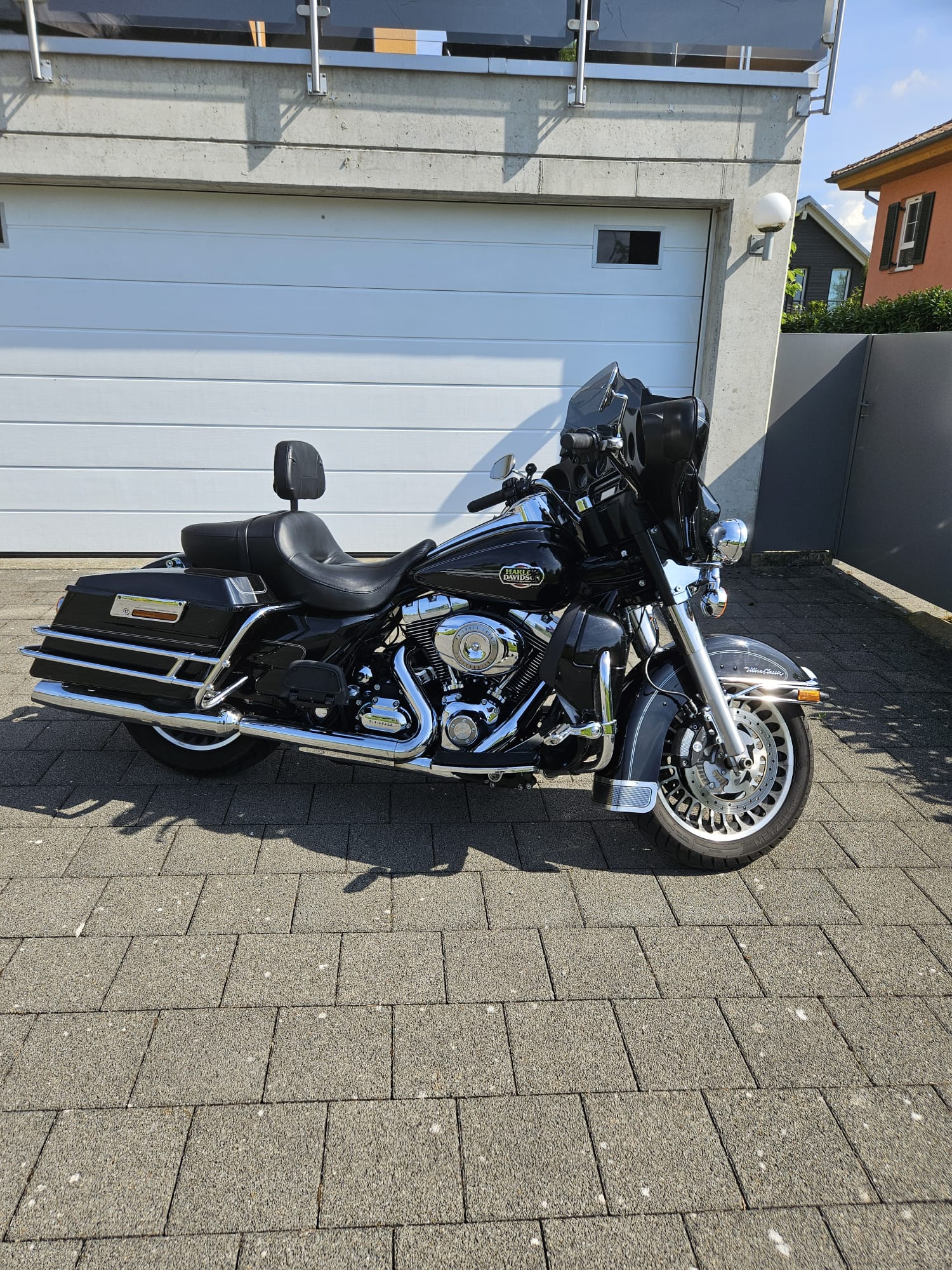HARLEY-DAVIDSON FLHTCU Electra Glide Ultra Classic ABS-image-1