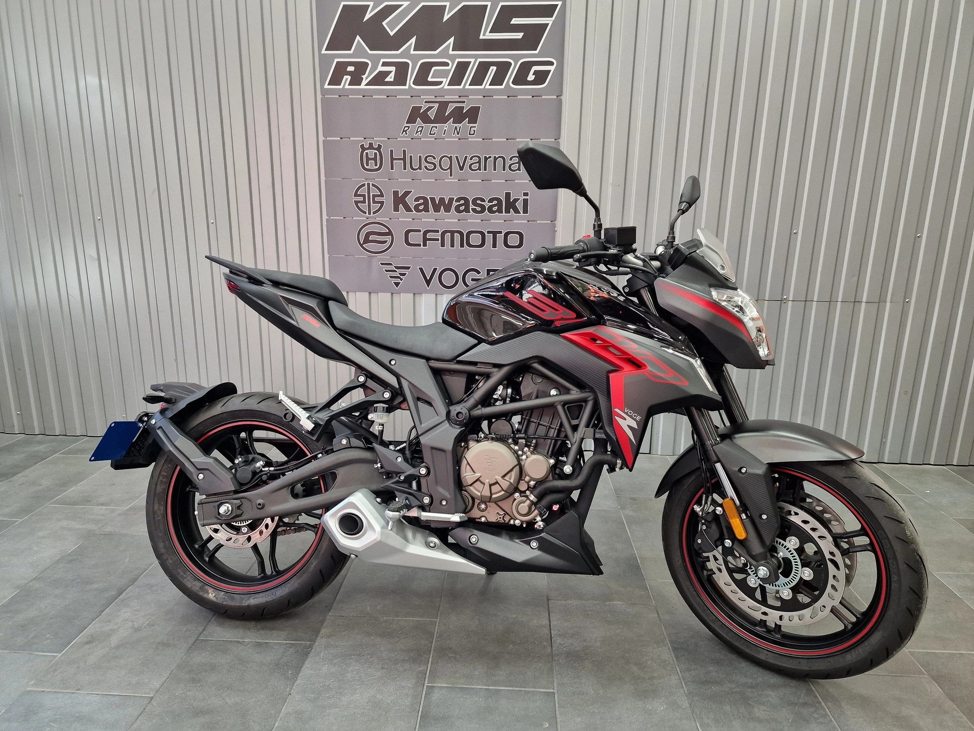 VOGE 300R