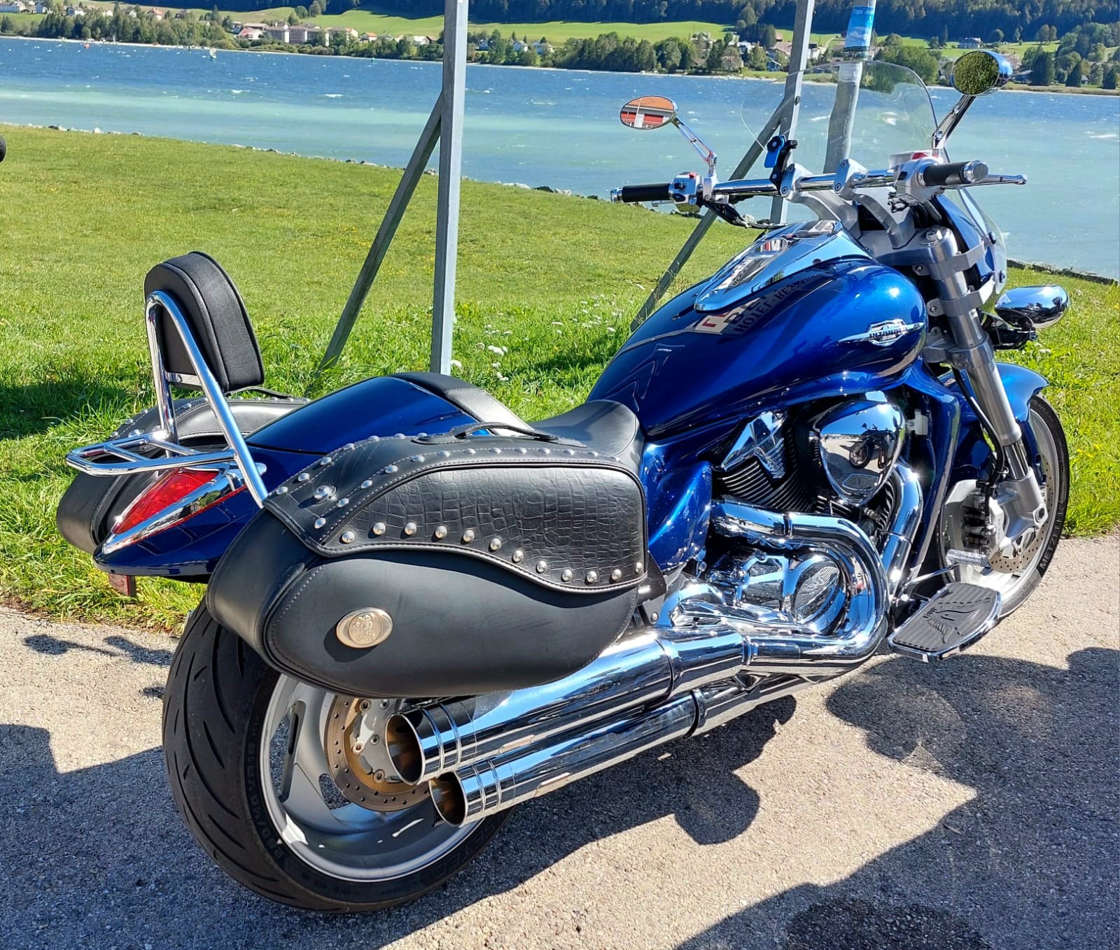SUZUKI Intruder M 1800 R-showroom-element-2