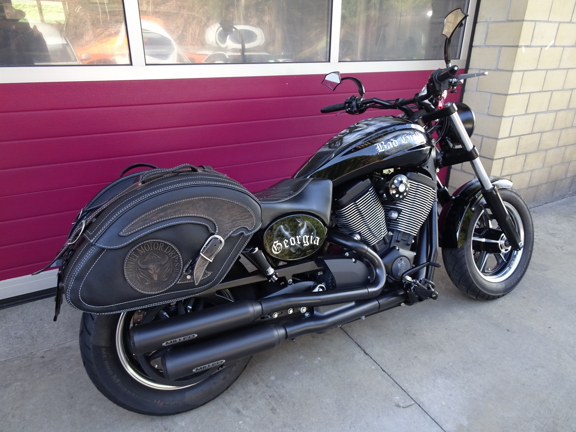 VICTORY Judge Mit Zubehör-showroom-element-3