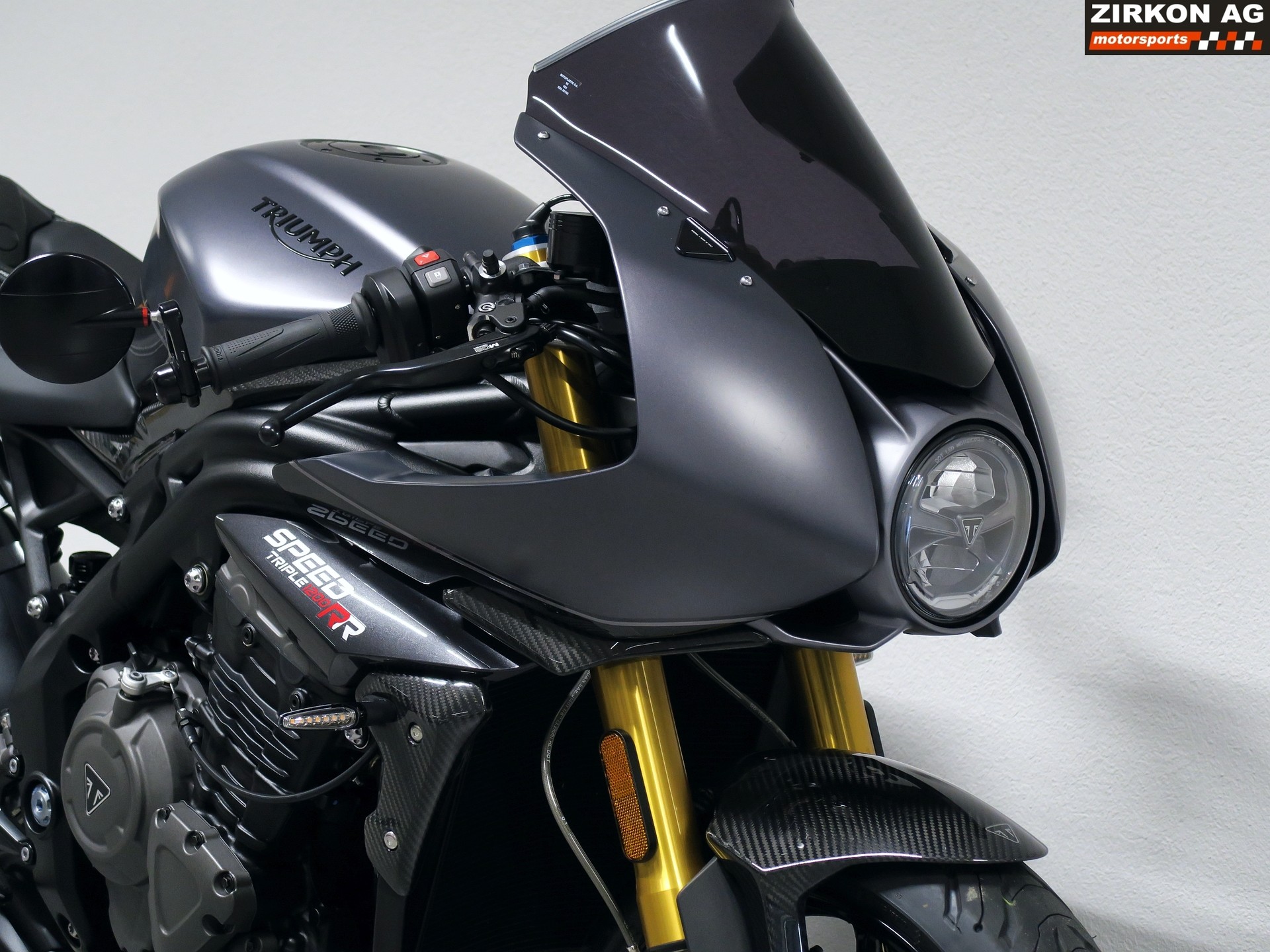 TRIUMPH Speed Triple RR-showroom-element-3