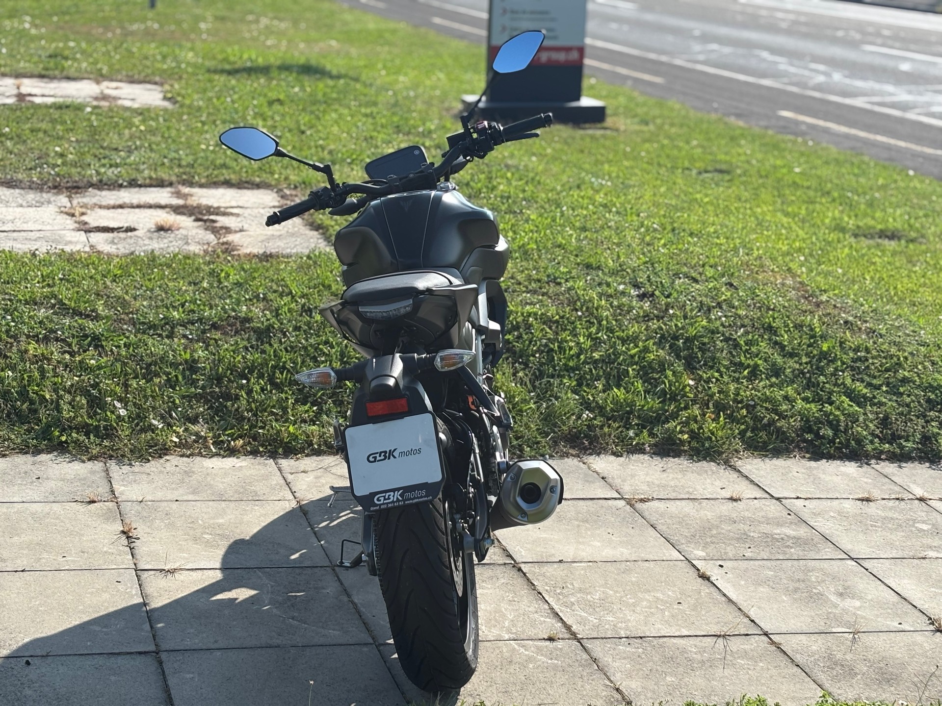YAMAHA MT-125-image-3