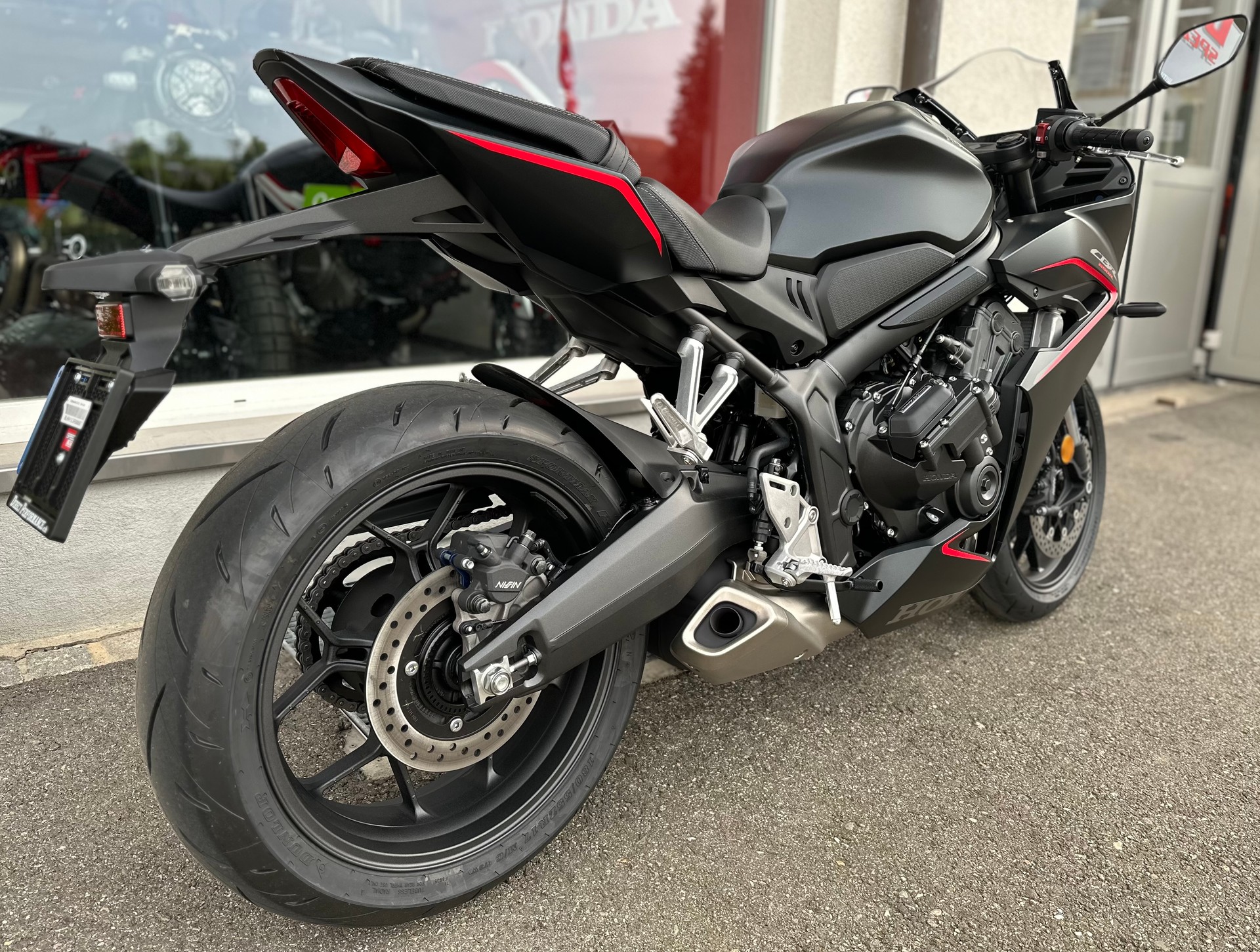 HONDA CBR 650 R E-Clutch-showroom-element-3