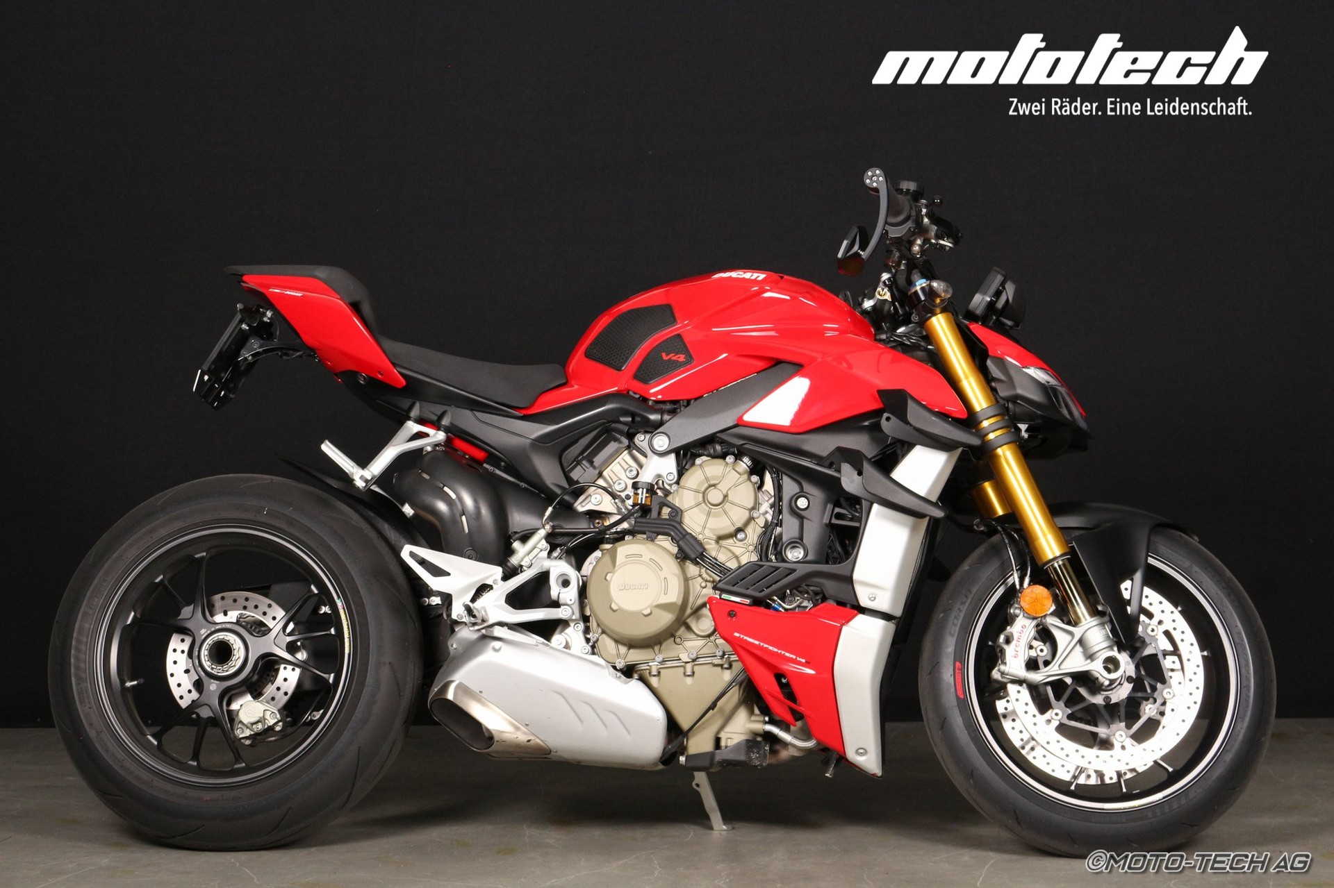 DUCATI Streetfighter V4 S