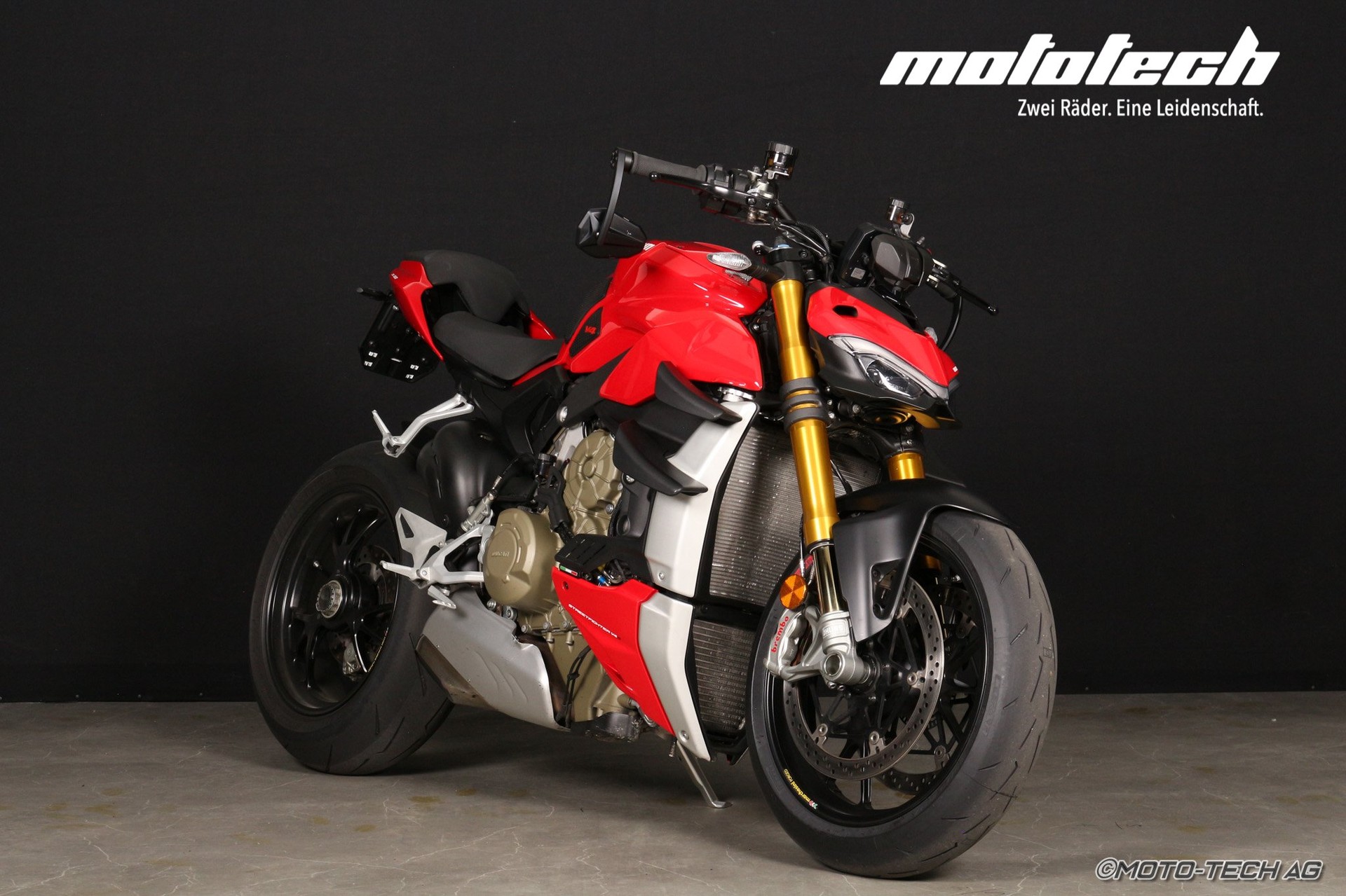 DUCATI Streetfighter V4 S-showroom-element-1