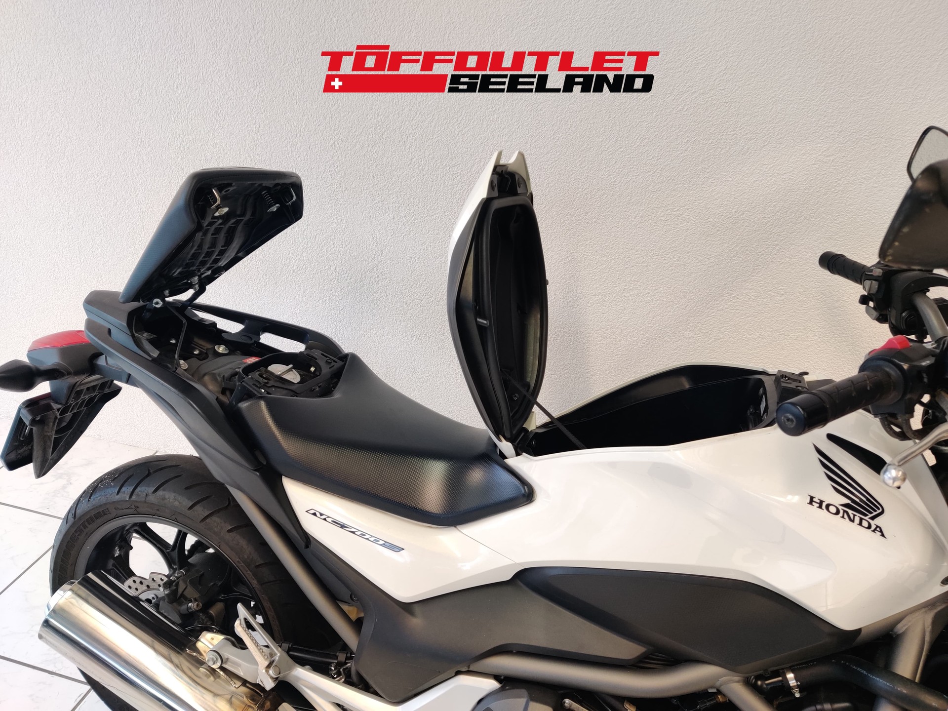 HONDA NC 700 S DTC ABS-showroom-element-3