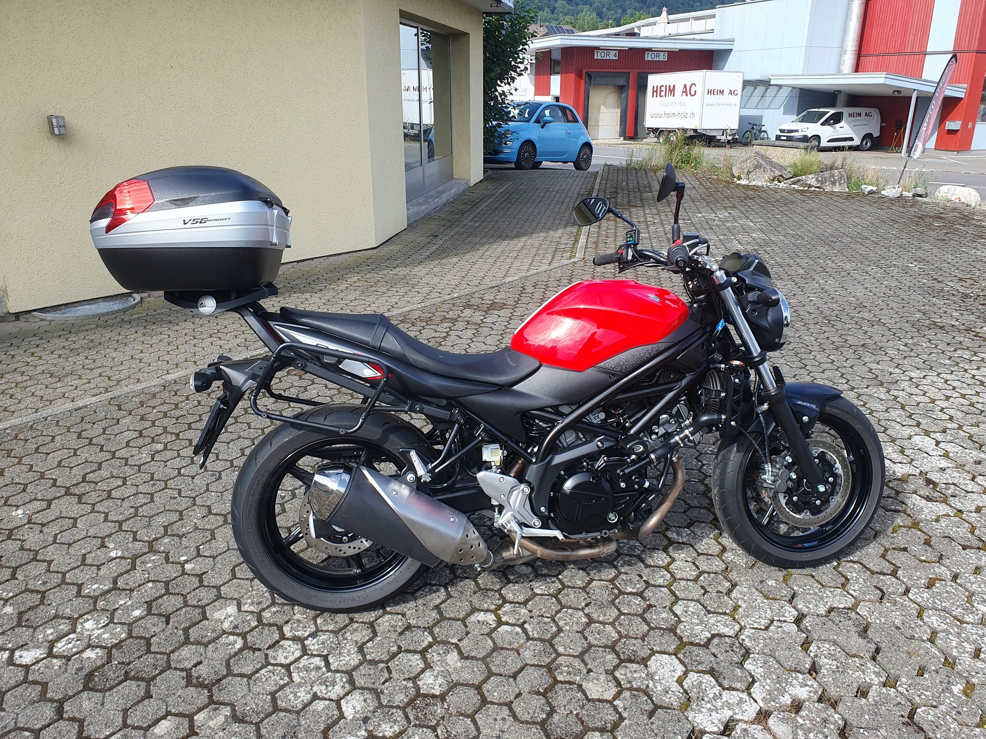 SUZUKI SV 650 ABS L6-image-1