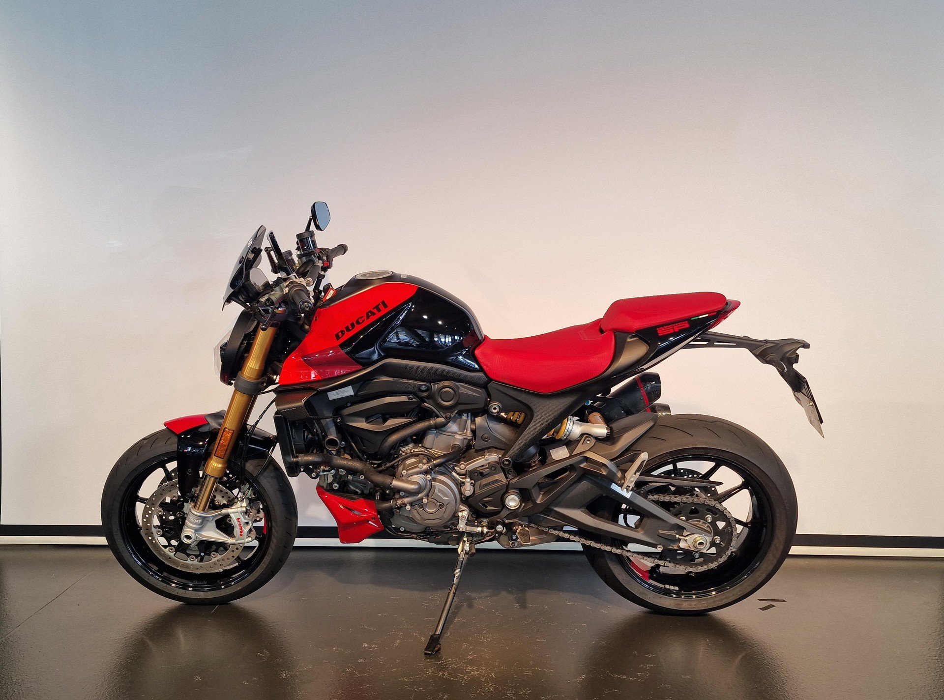 DUCATI Monster SP 937-showroom-element-1