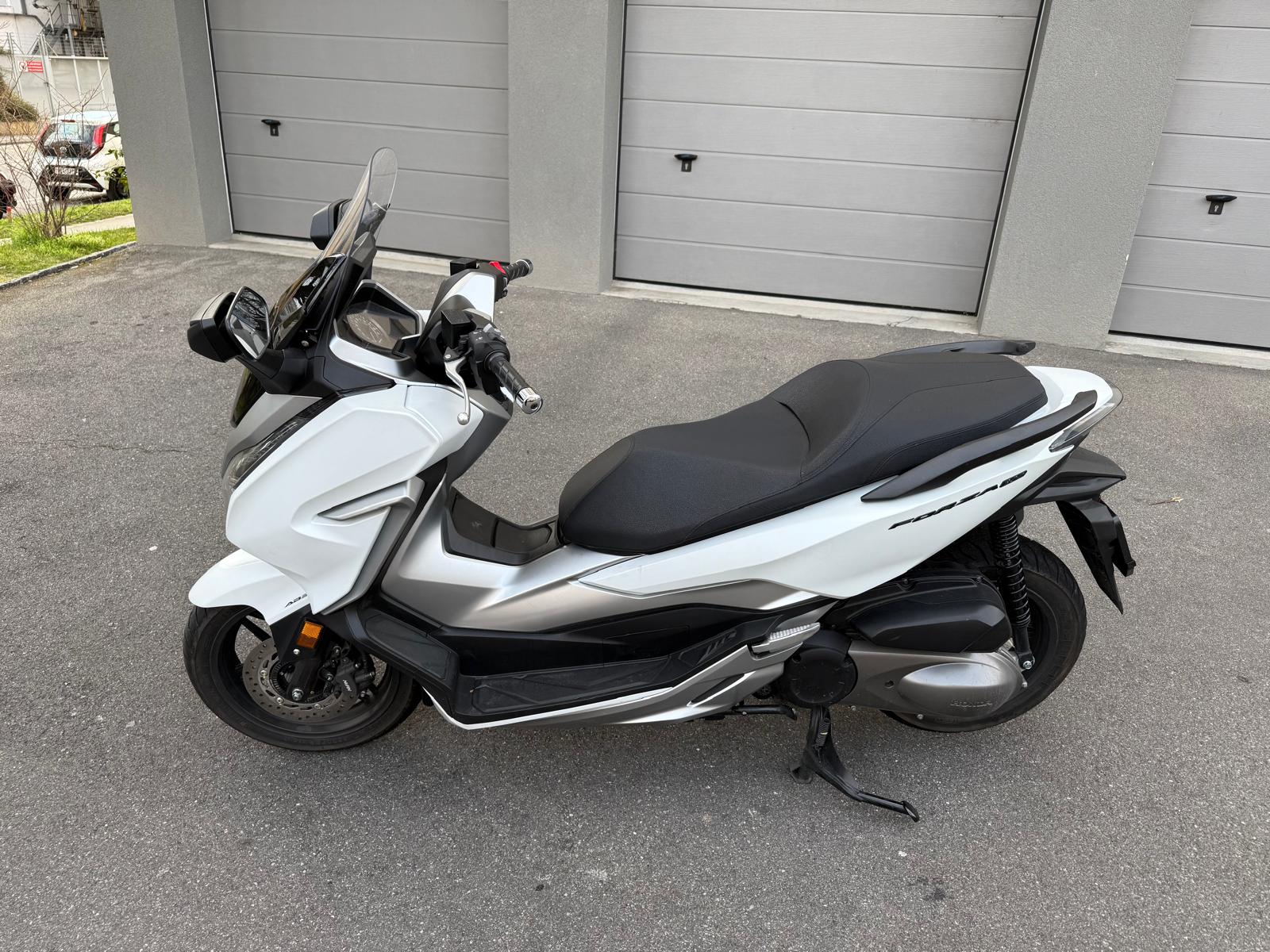 HONDA NSS 300 Forza ABS-image-7