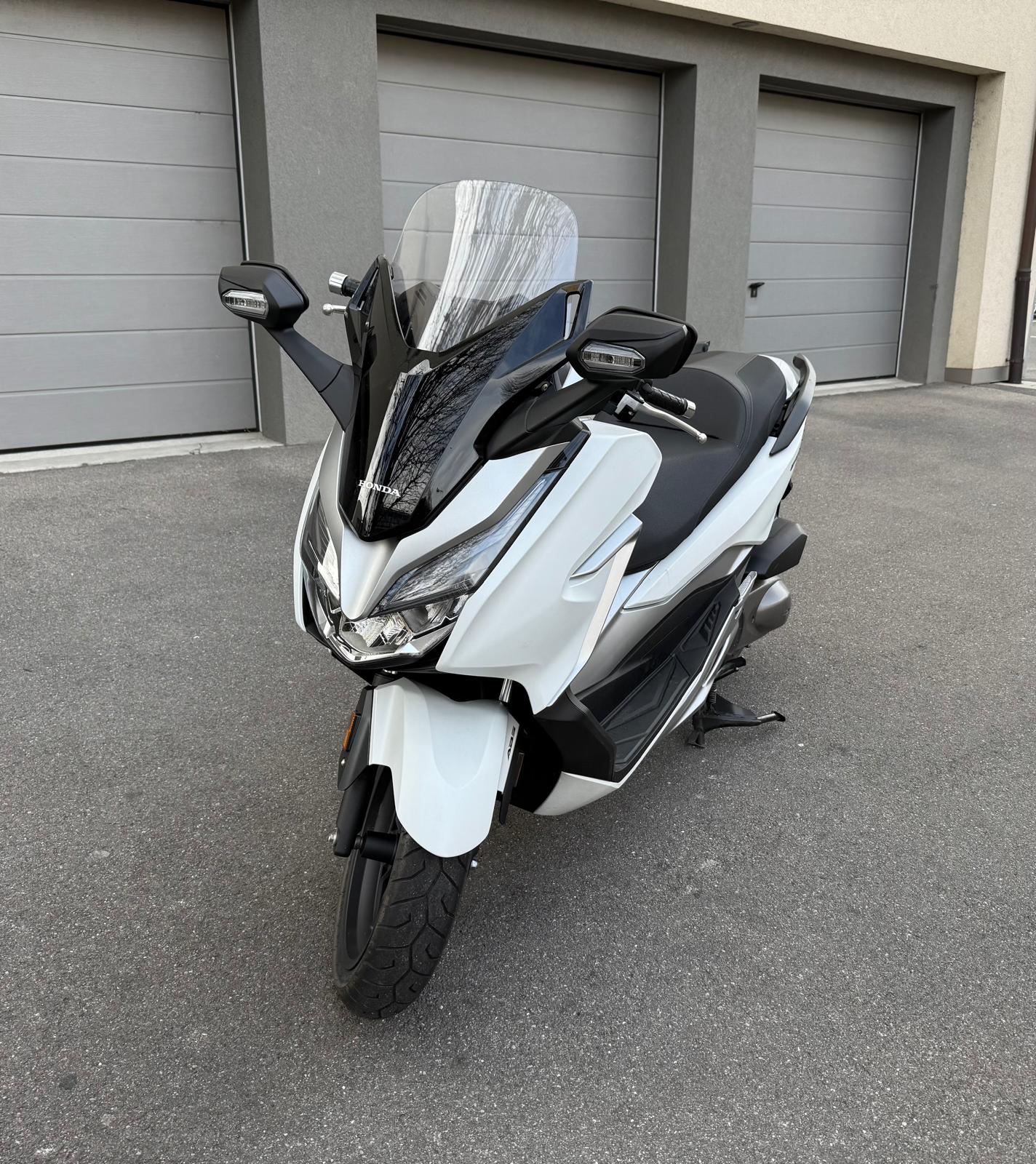 HONDA NSS 300 Forza ABS-image-0