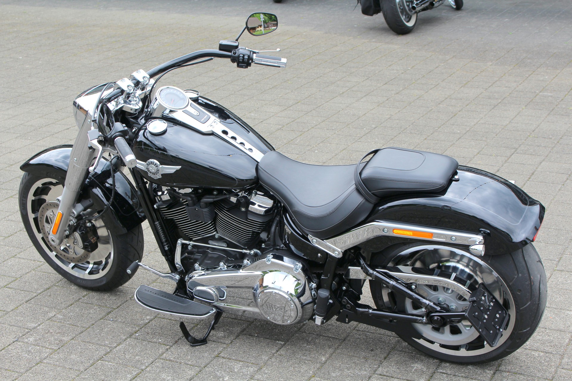 HARLEY-DAVIDSON FLFBS Fat Boy 114-showroom-element-3