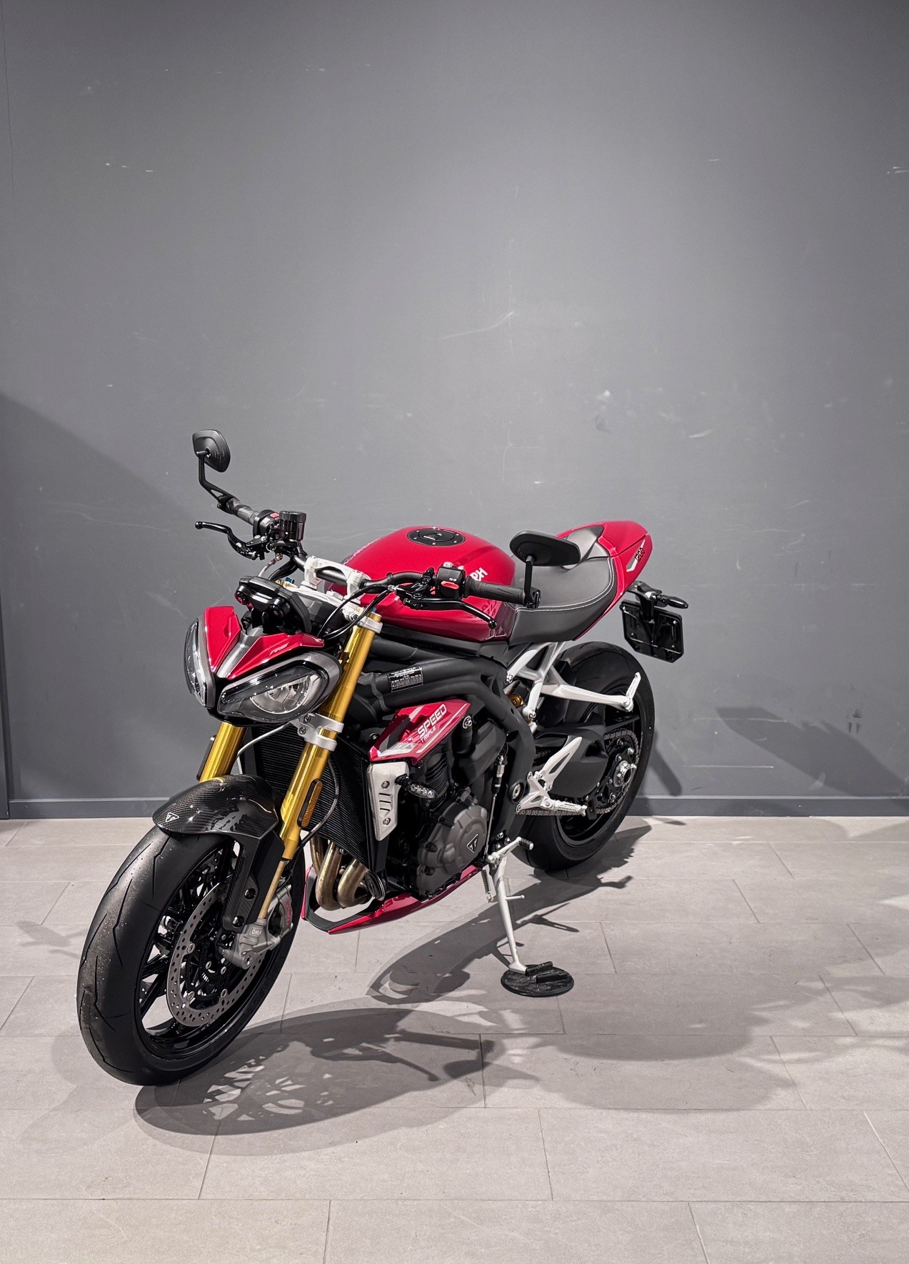 TRIUMPH Speed Triple RS-showroom-element-2