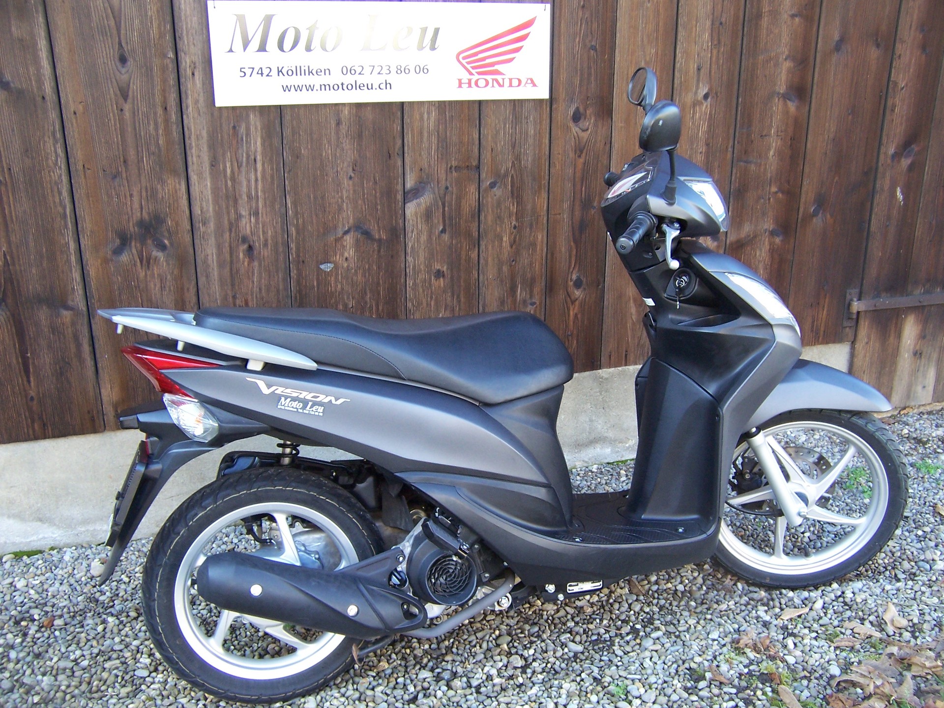 HONDA NSC Vision 110 16''-showroom-element-3